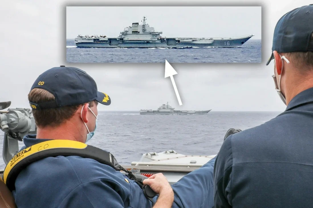 Ba tau chien My ap sat tau san bay Trung Quoc o Bien Dong hinh anh