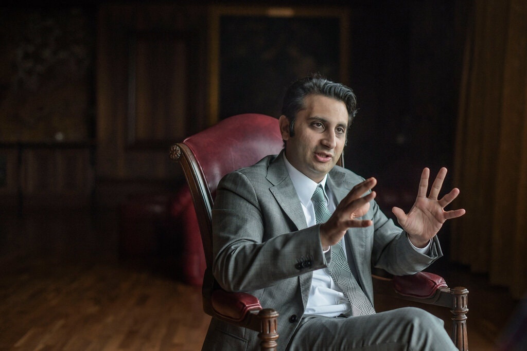 Giam doc cong ty san xuat vaccine An Do bi de doa hinh anh