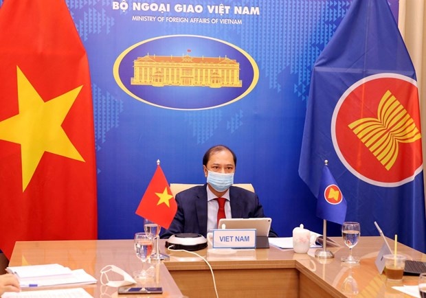 Thu truong Nguyen Quoc Dung tham du Doi thoai ASEAN - My lan thu 34 hinh anh