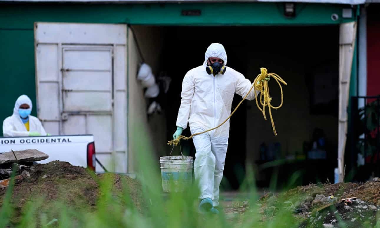 40 thi the trong can nha lam rung dong El Salvador hinh anh