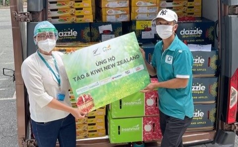 New Zealand tang gan 60.000 qua tao cho cac benh vien o TP.HCM hinh anh