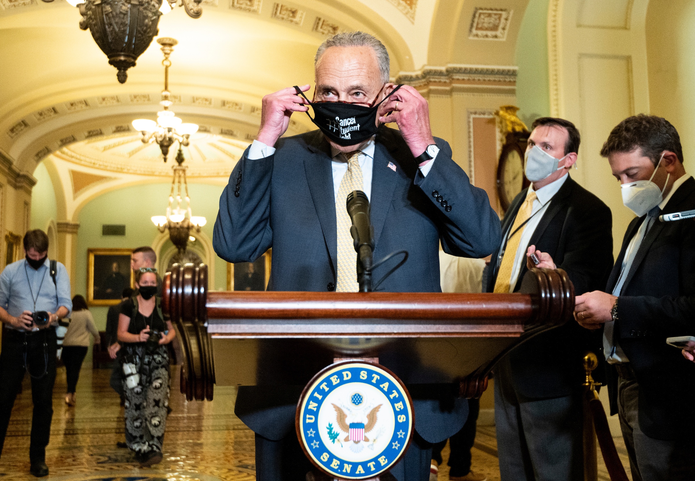 deo khau trang anh 5