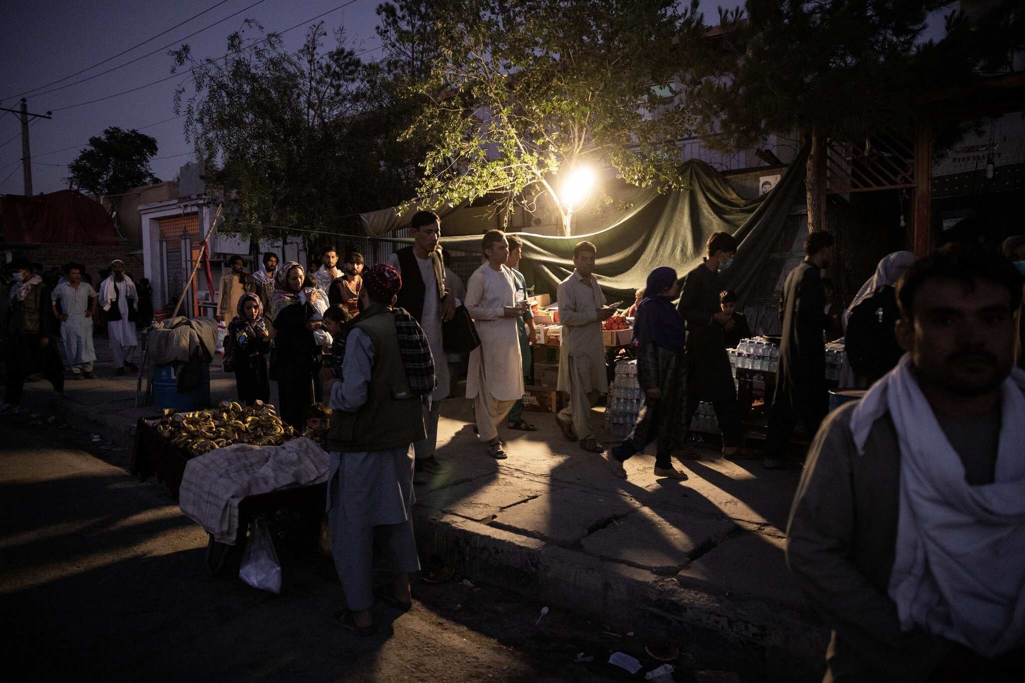 danh bom khung bo anh 8