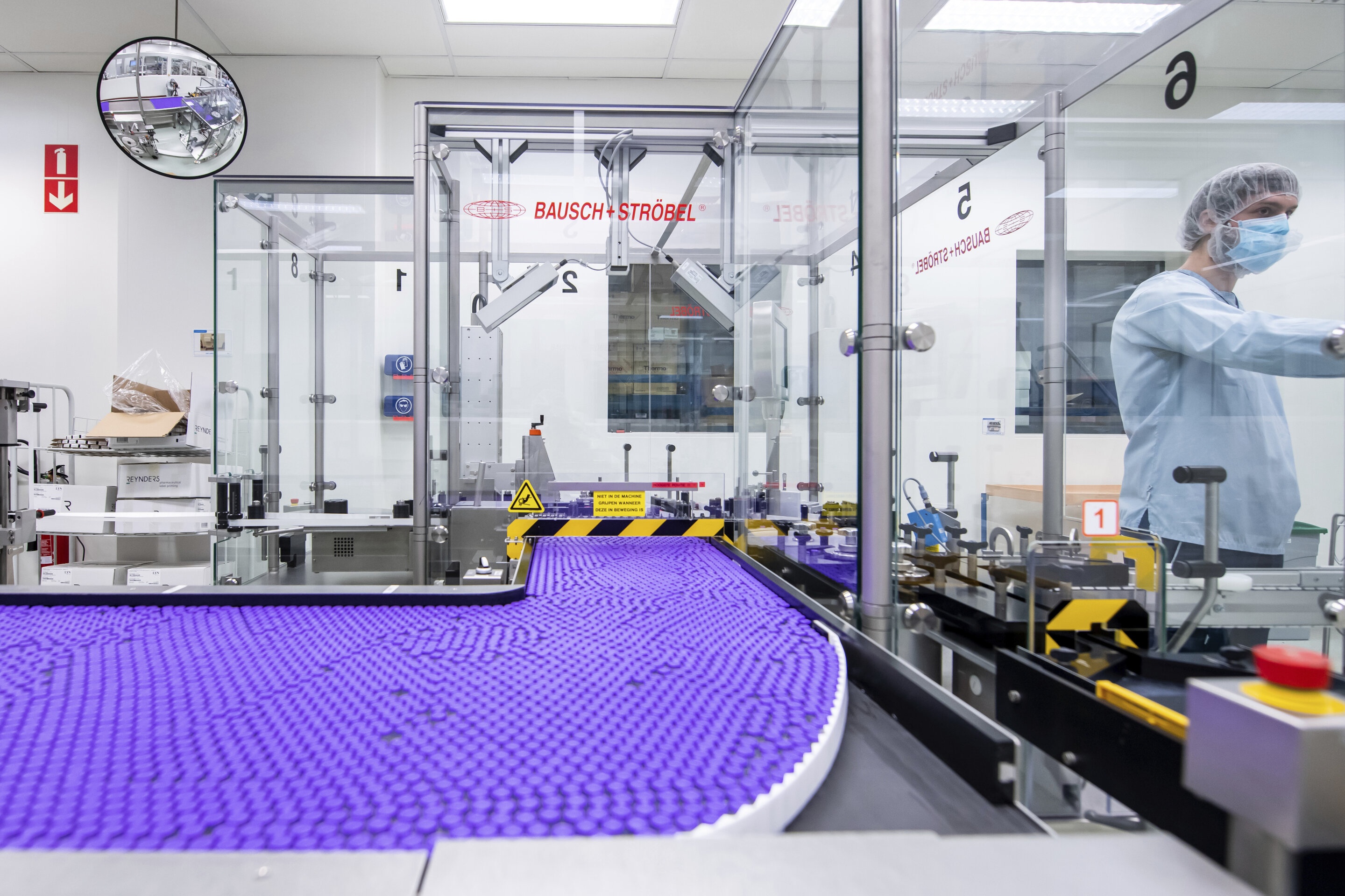 vaccine Covid-19 anh 2