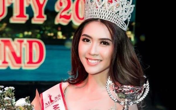 Fan nu Song Lam Nghe An dang quang Hoa hau sac dep chau A hinh anh