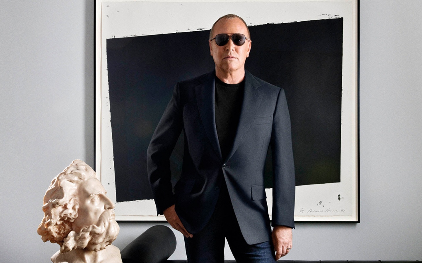 Michael Kors va can nha mang phong cach thoi trang duong dai hinh anh