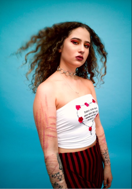 ve dep khong hoan hao anh 8