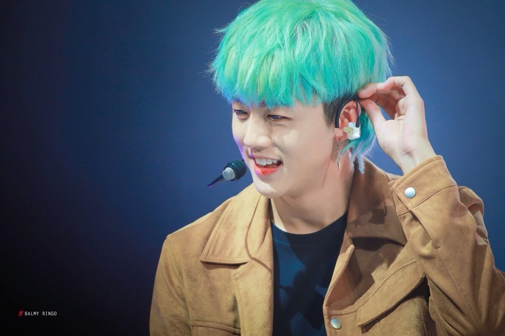 mau toc noi bat trong dip Tet anh 5