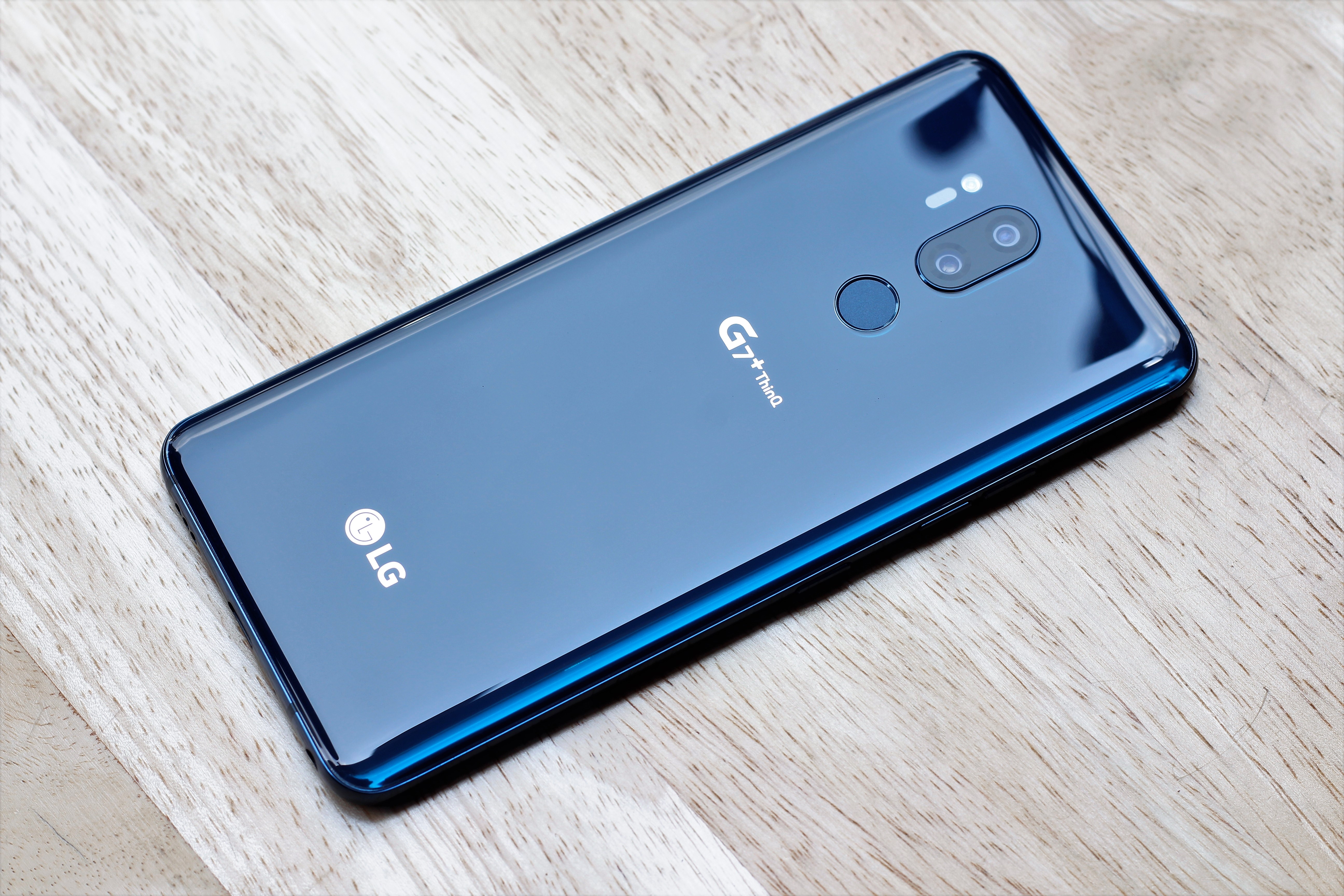LG G7+ ThinQ dau tien ve Viet Nam hinh anh
