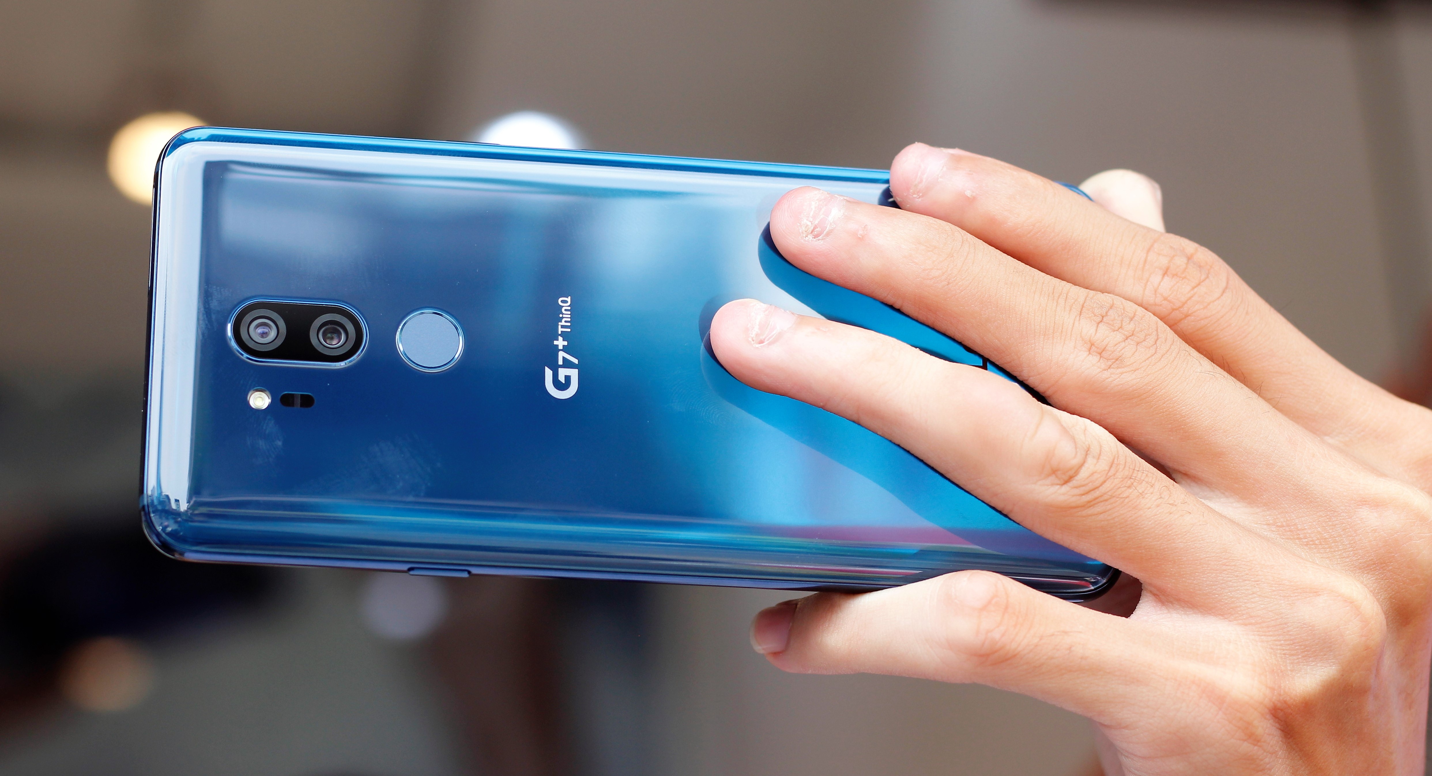 Mo hop va trai nghiem nhanh LG G7+ ThinQ anh 4