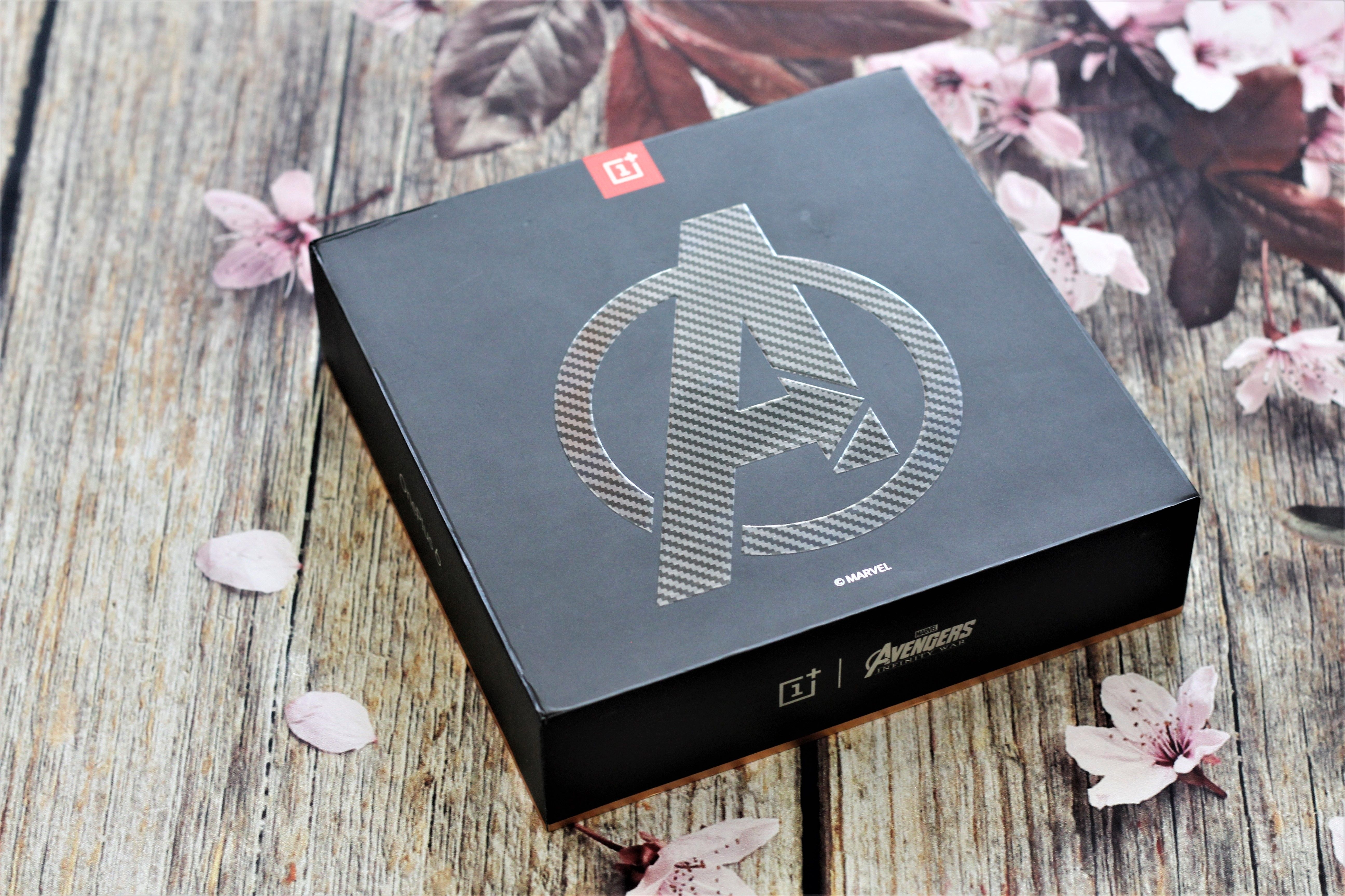 Anh OnePlus 6 phien ban Avengers anh 1