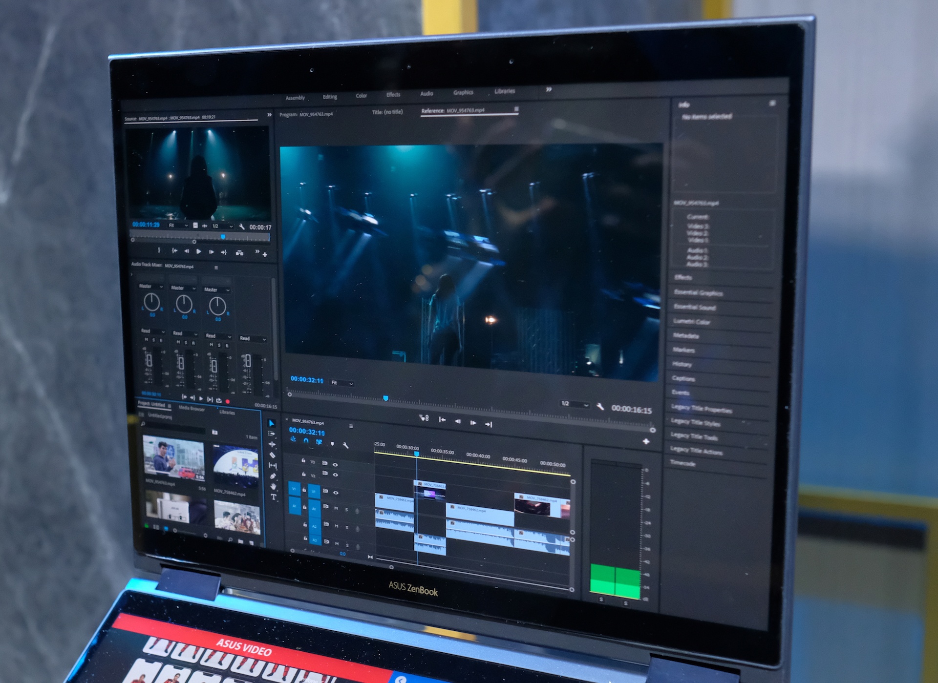 Asus gioi thieu laptop 2 man hinh anh 4