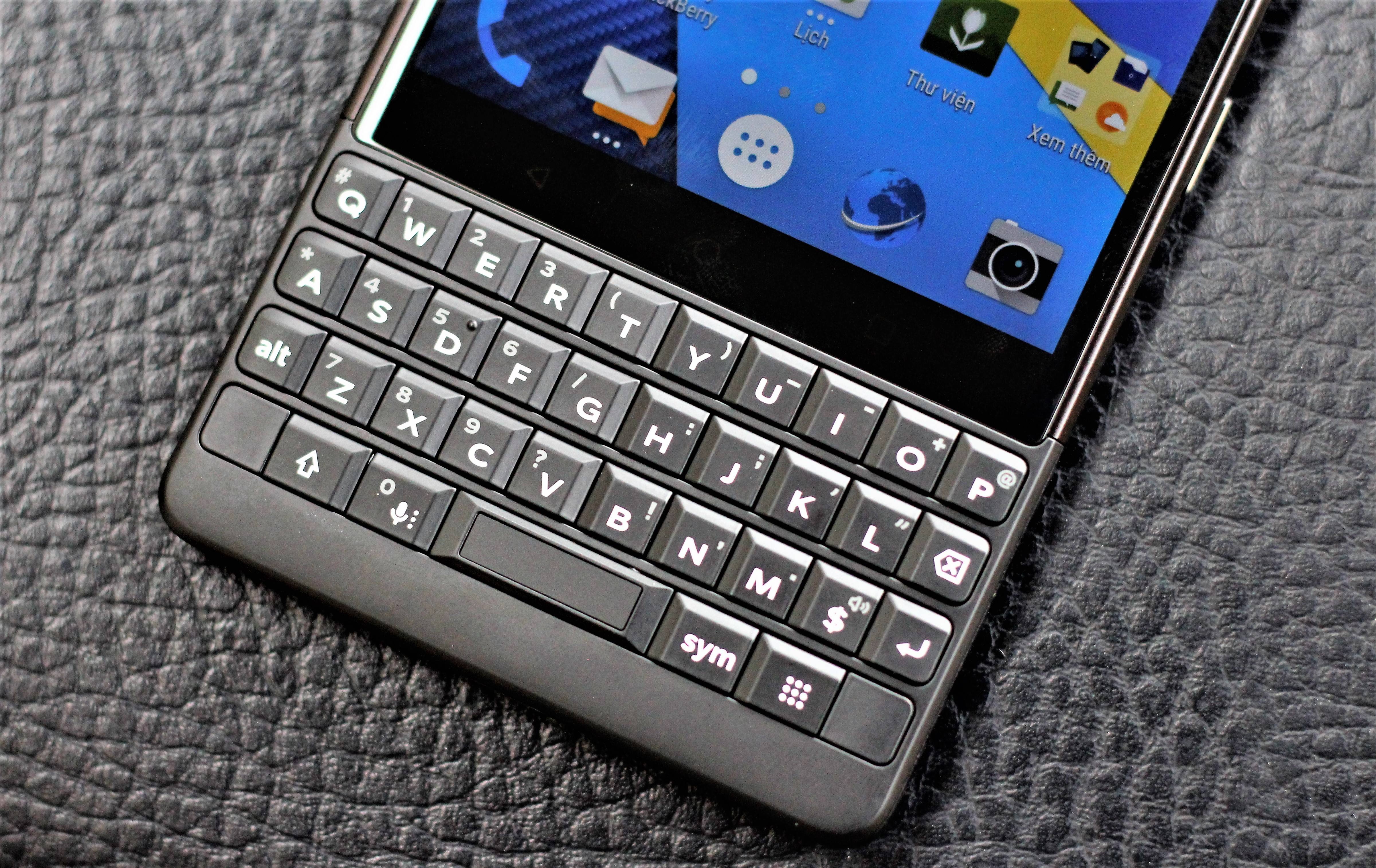 Trai nghiem BlackBerry KEY2 tai VN anh 5