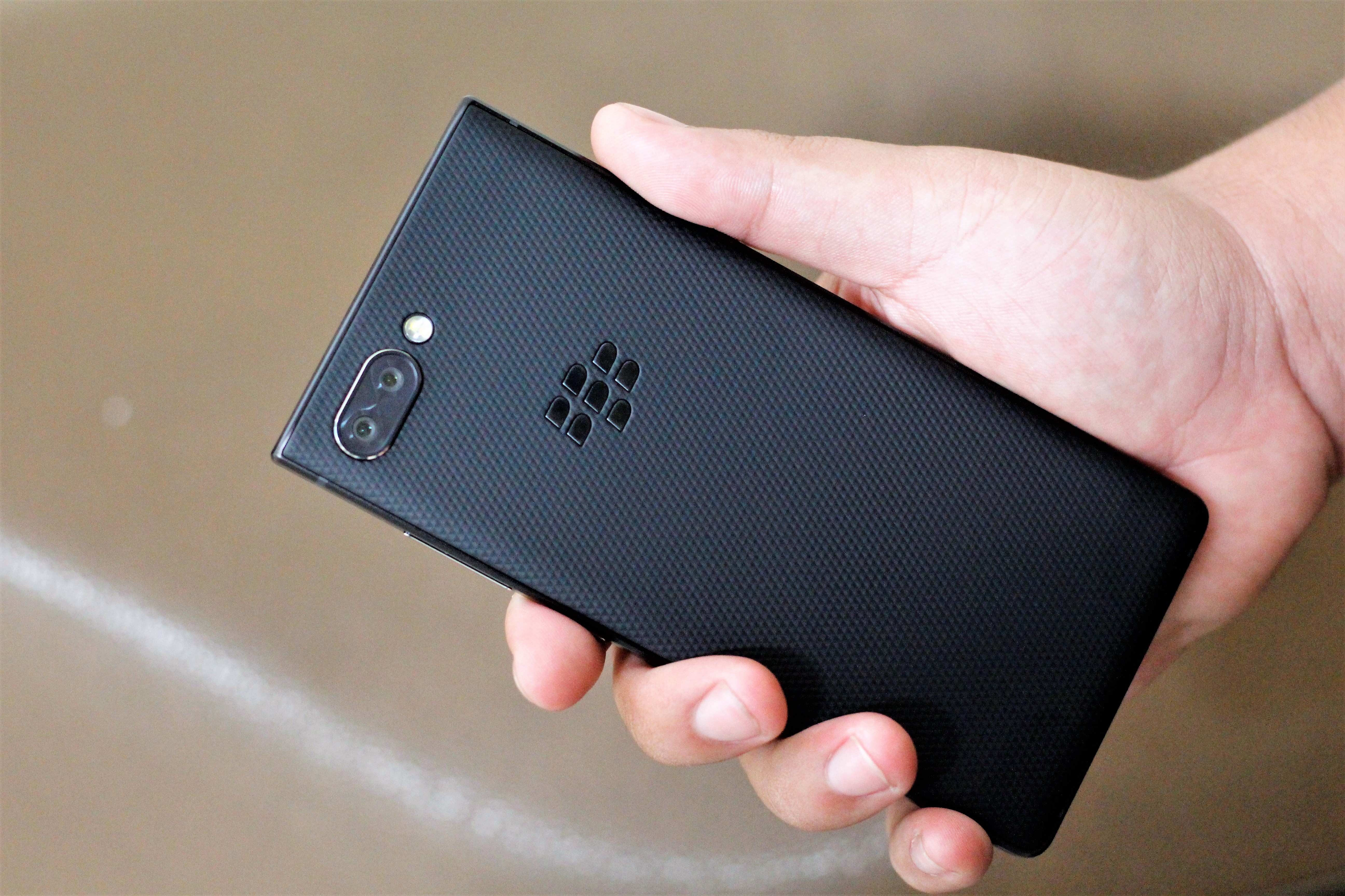 Trai nghiem BlackBerry KEY2 tai VN anh 1