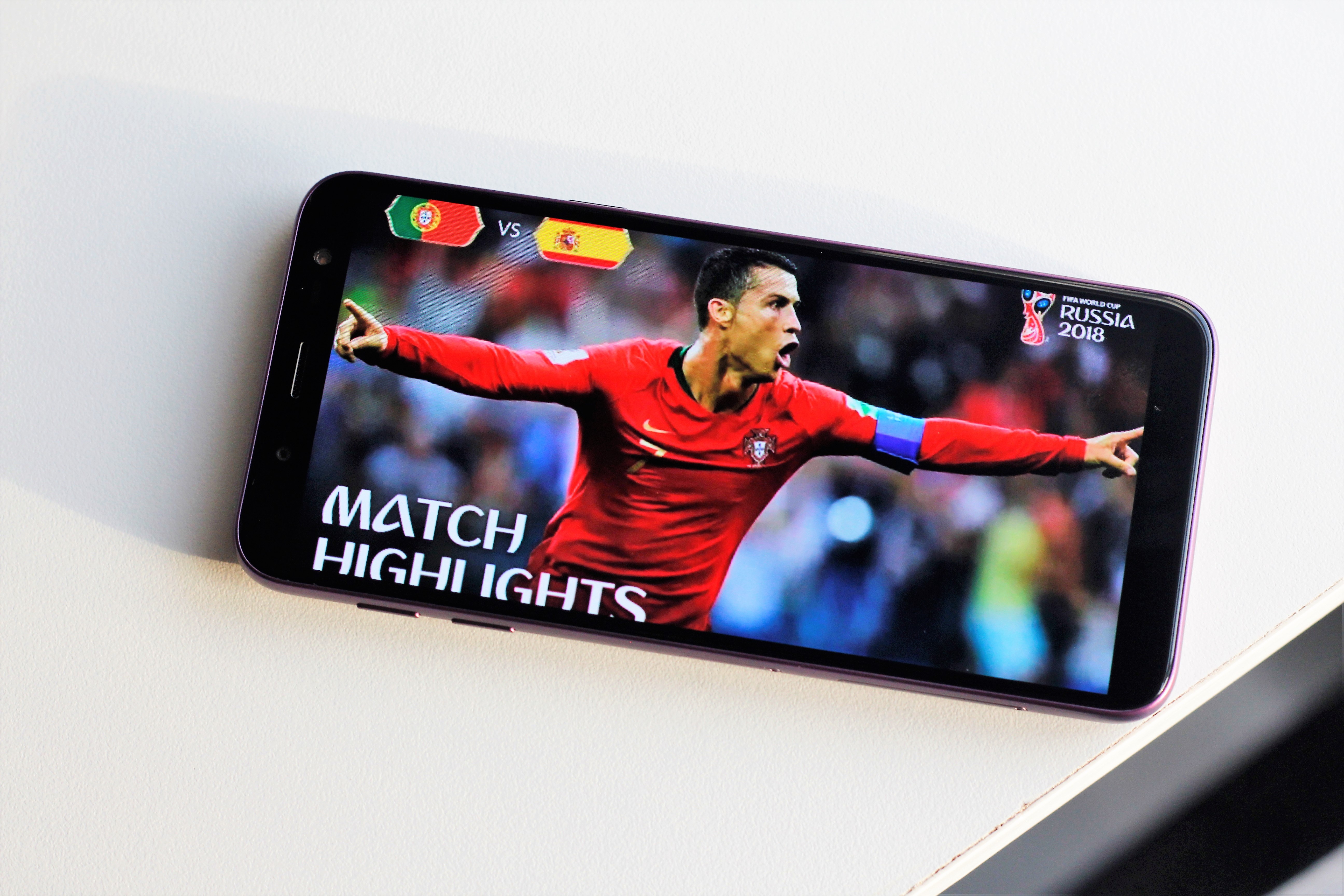 Trai nghiem nhanh Galaxy J6 anh 2