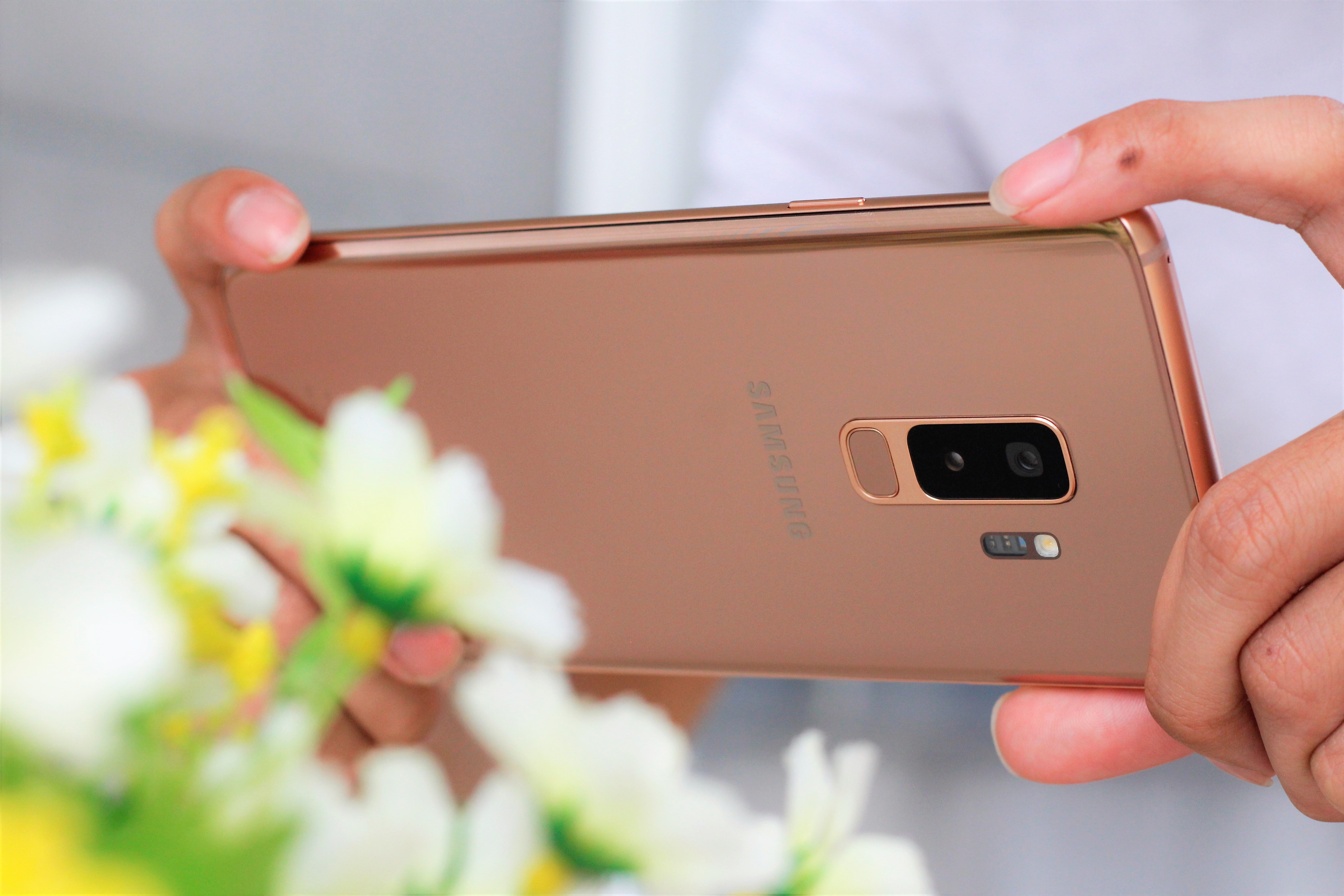 Anh Galaxy S9+ phien ban mau hoang kim anh 8
