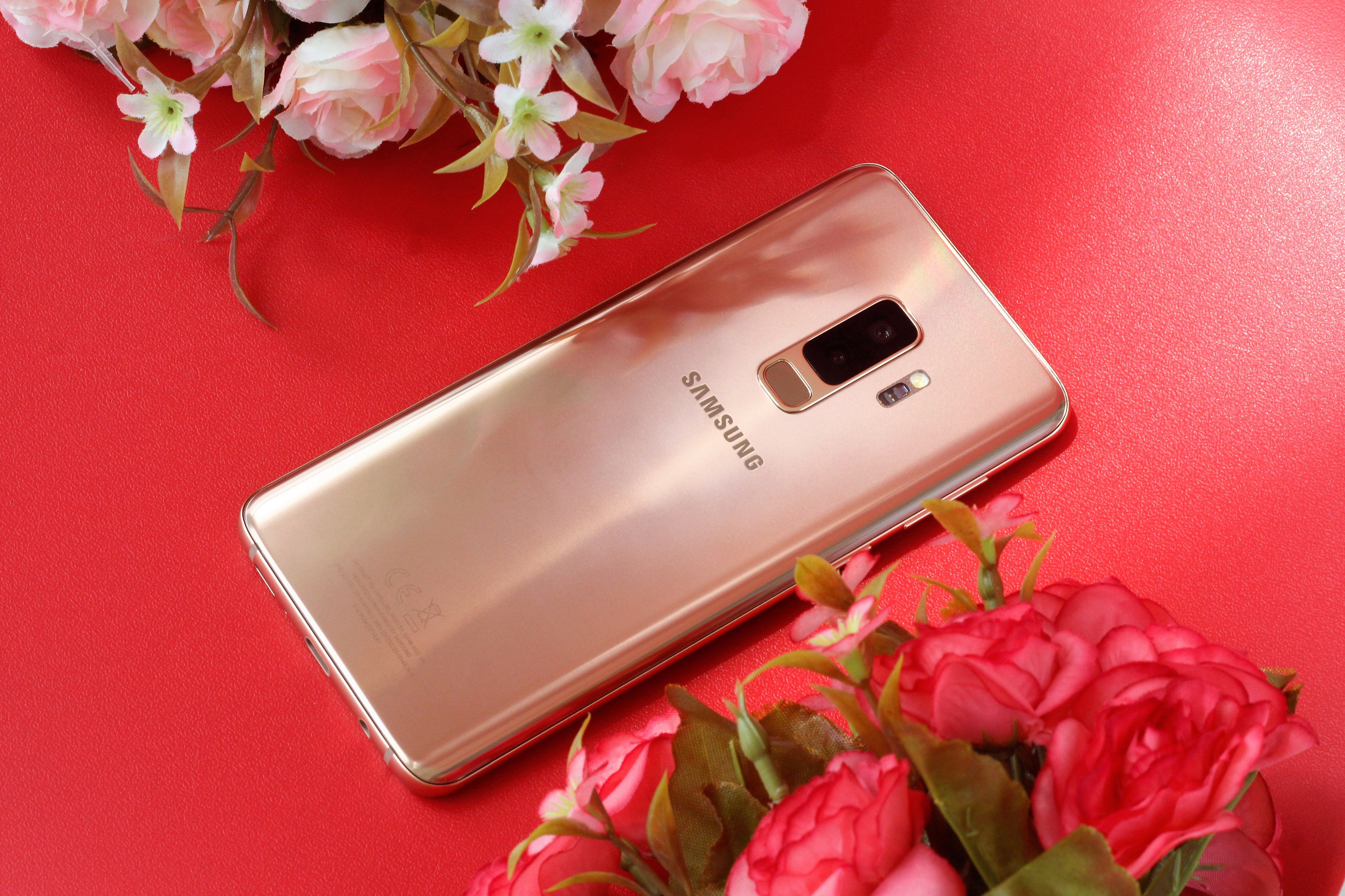 Anh Galaxy S9+ phien ban mau hoang kim anh 2