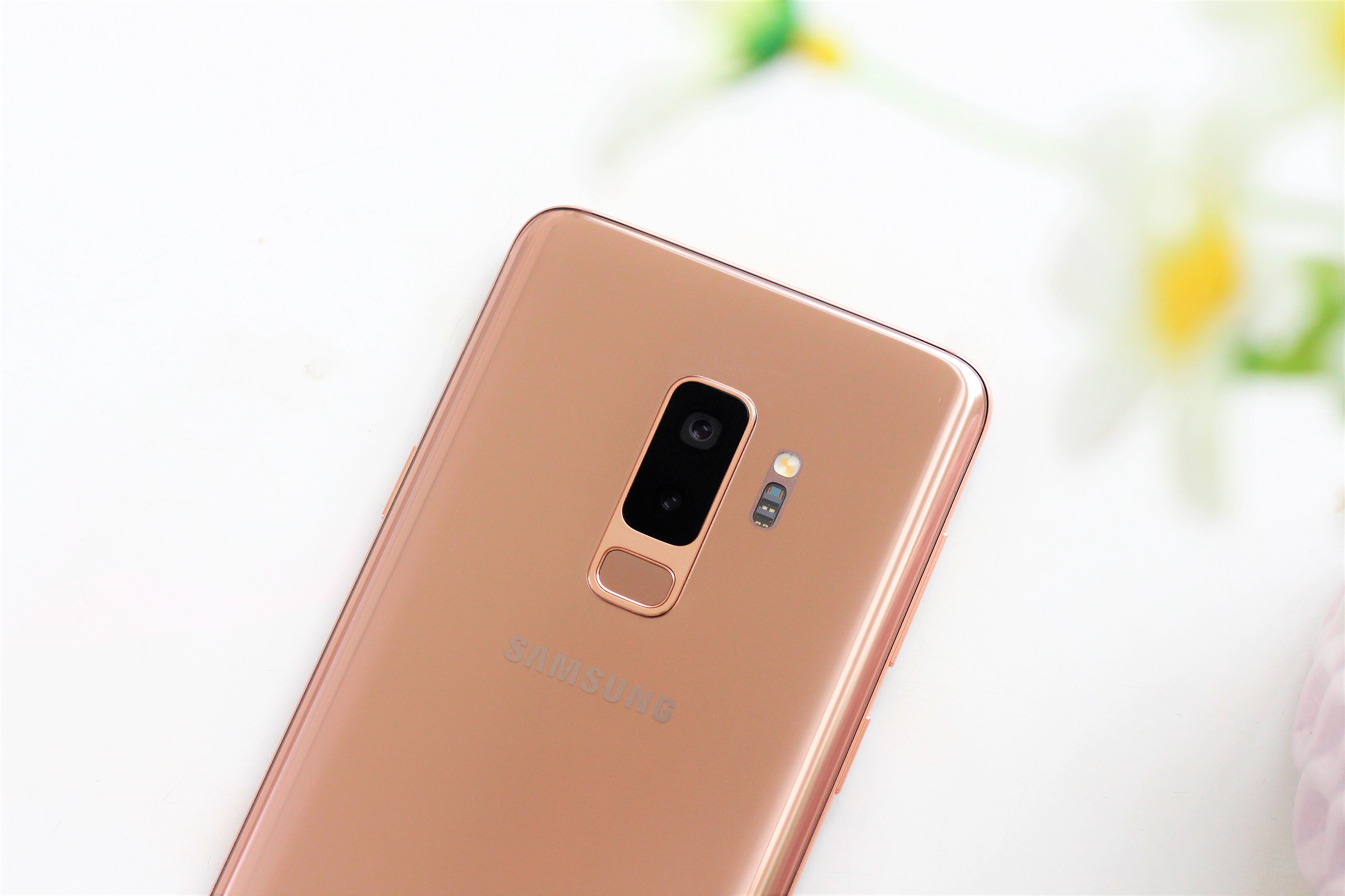 Anh Galaxy S9+ phien ban mau hoang kim anh 3