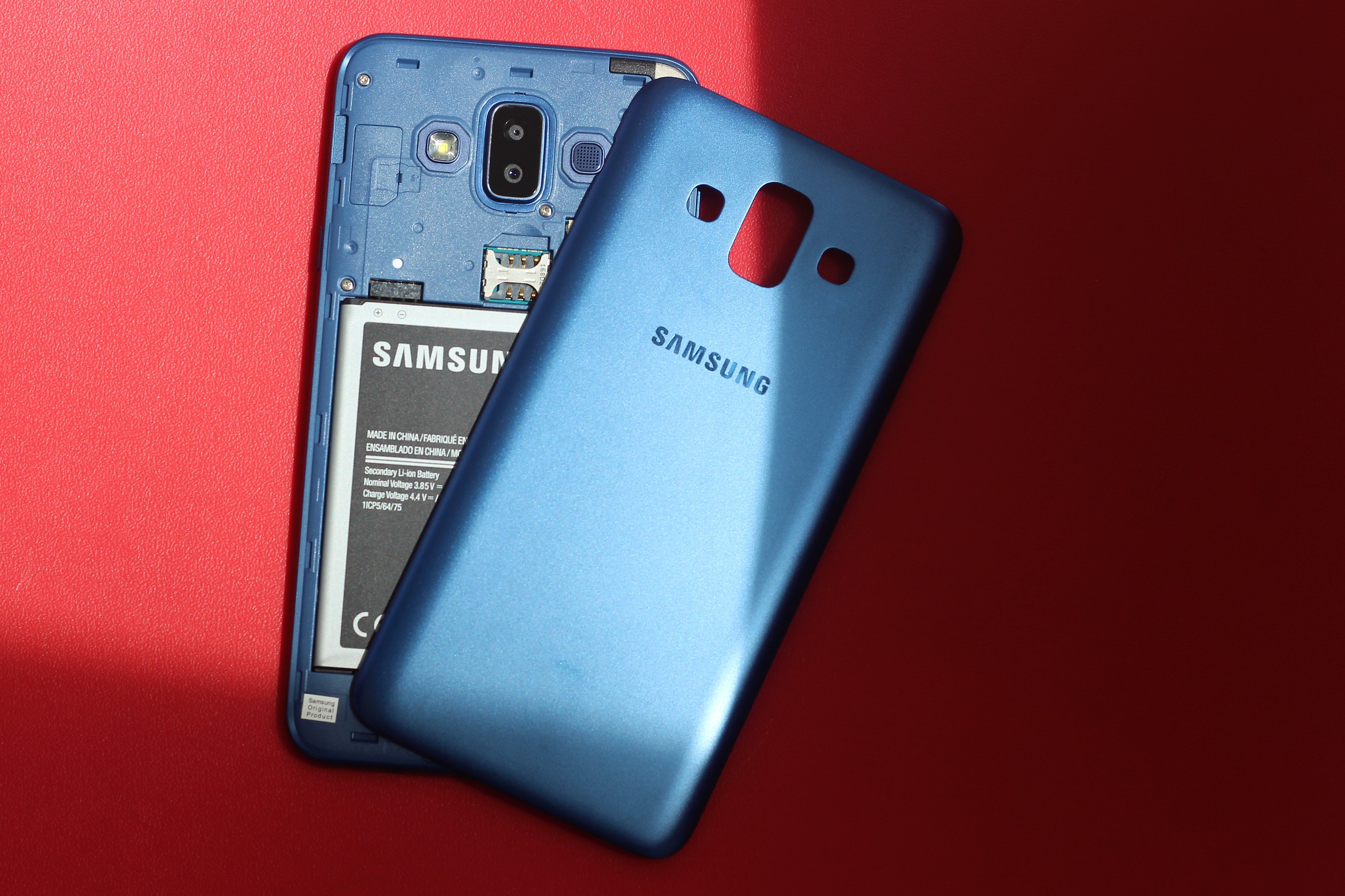 Trai nghiem nhanh Galaxy J7 Duo anh 3