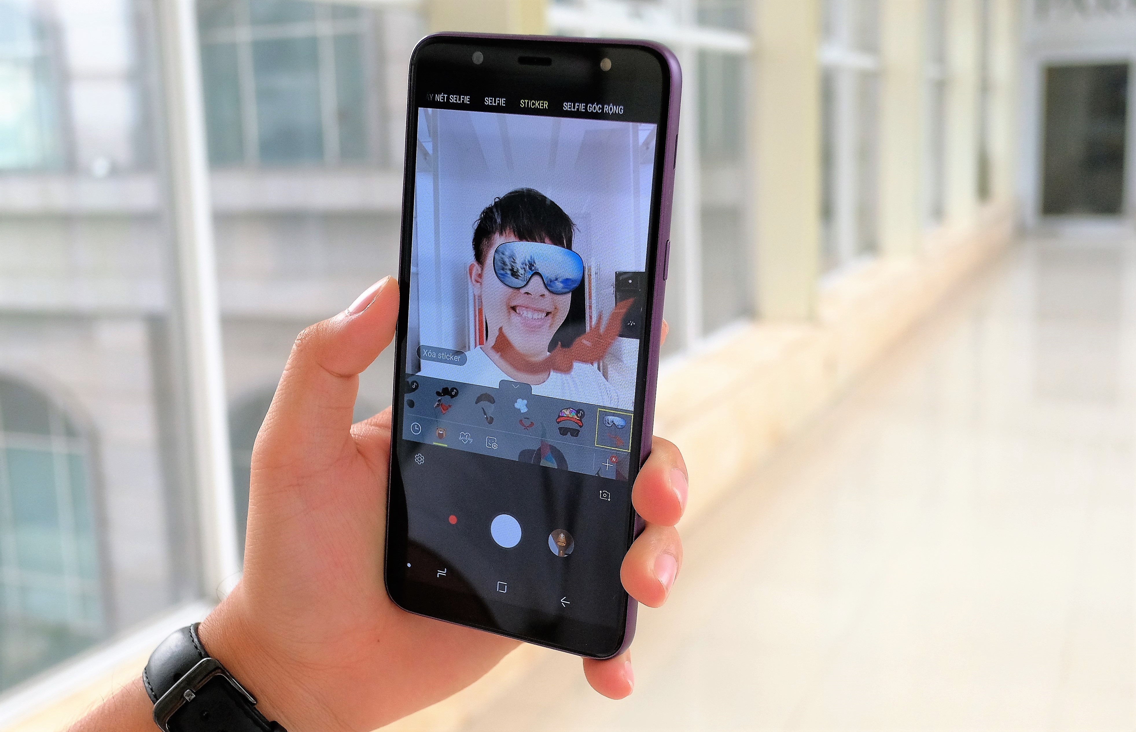 danh gia Galaxy J8 anh 10