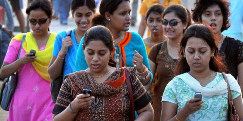 Samsung va Xiaomi chiem 60% thi phan smartphone tai An Do hinh anh