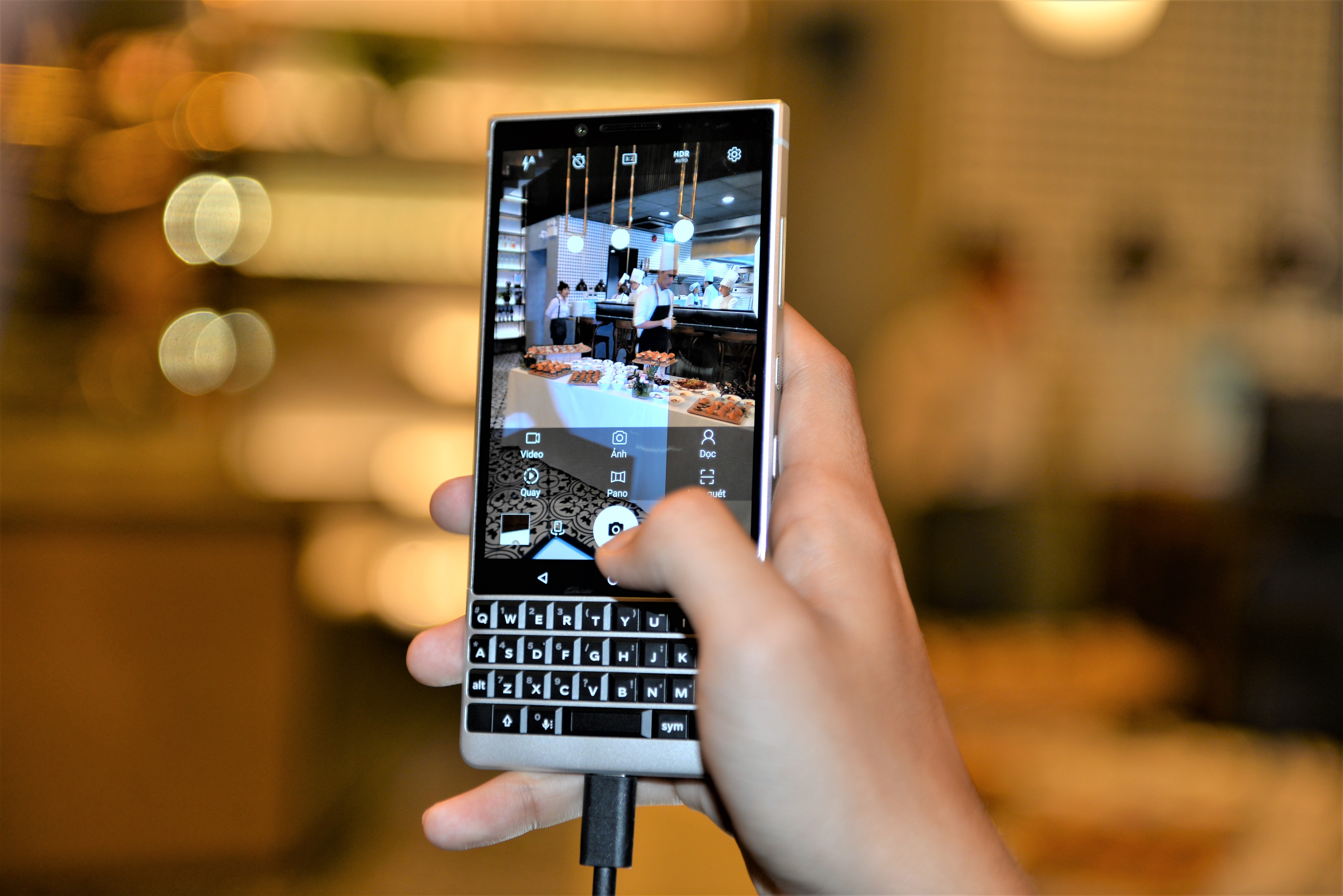 BlackBerry Key2 ra mat tai Viet Nam anh 7