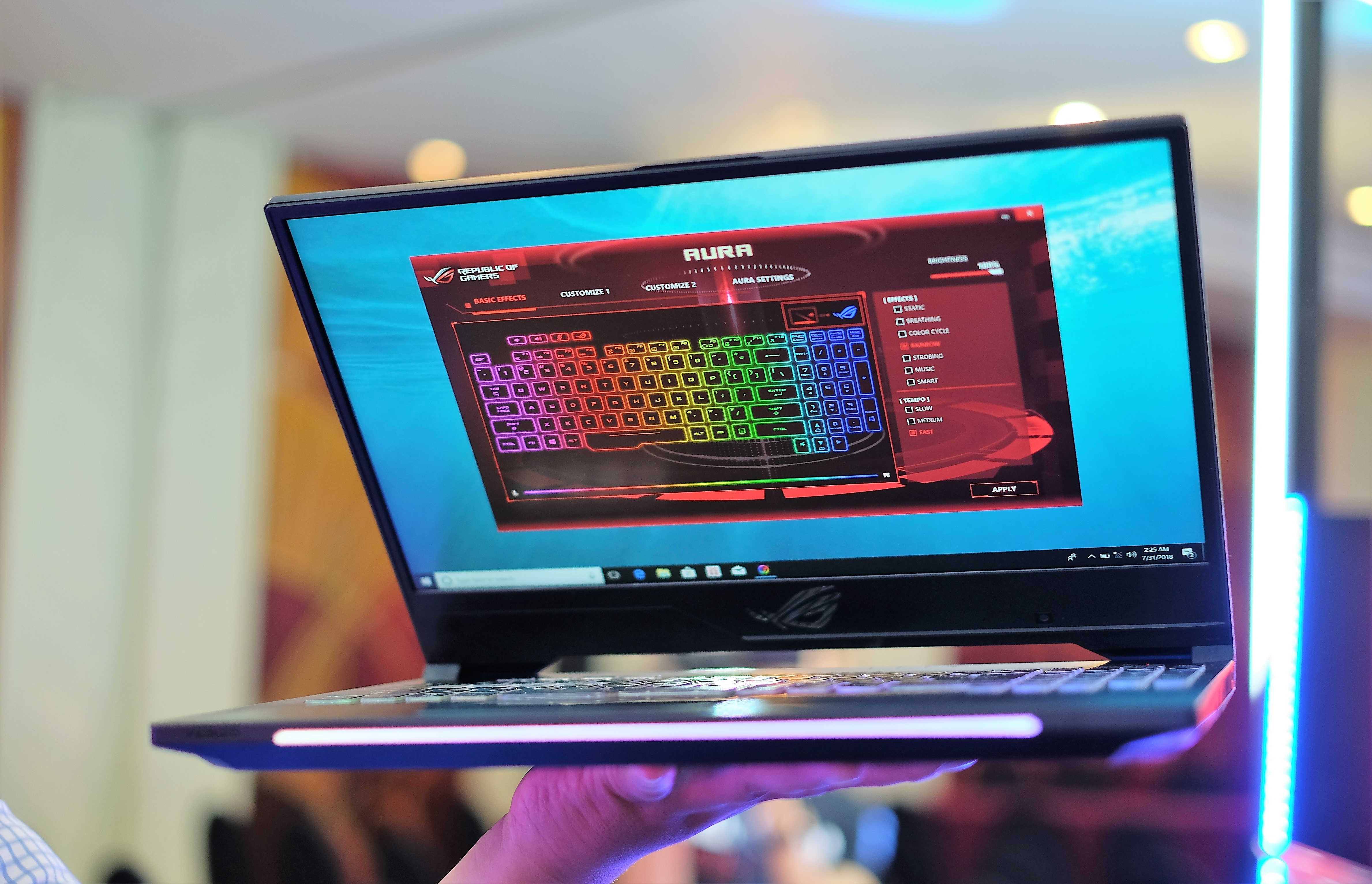 ROG Strix SCAR II ra mat tai VN anh 3