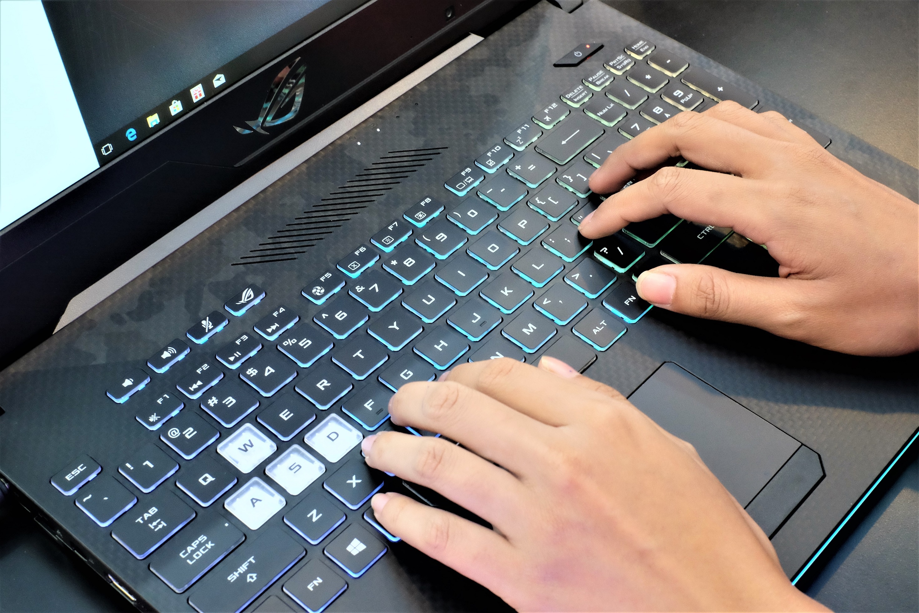 ROG Strix SCAR II ra mat tai VN anh 9