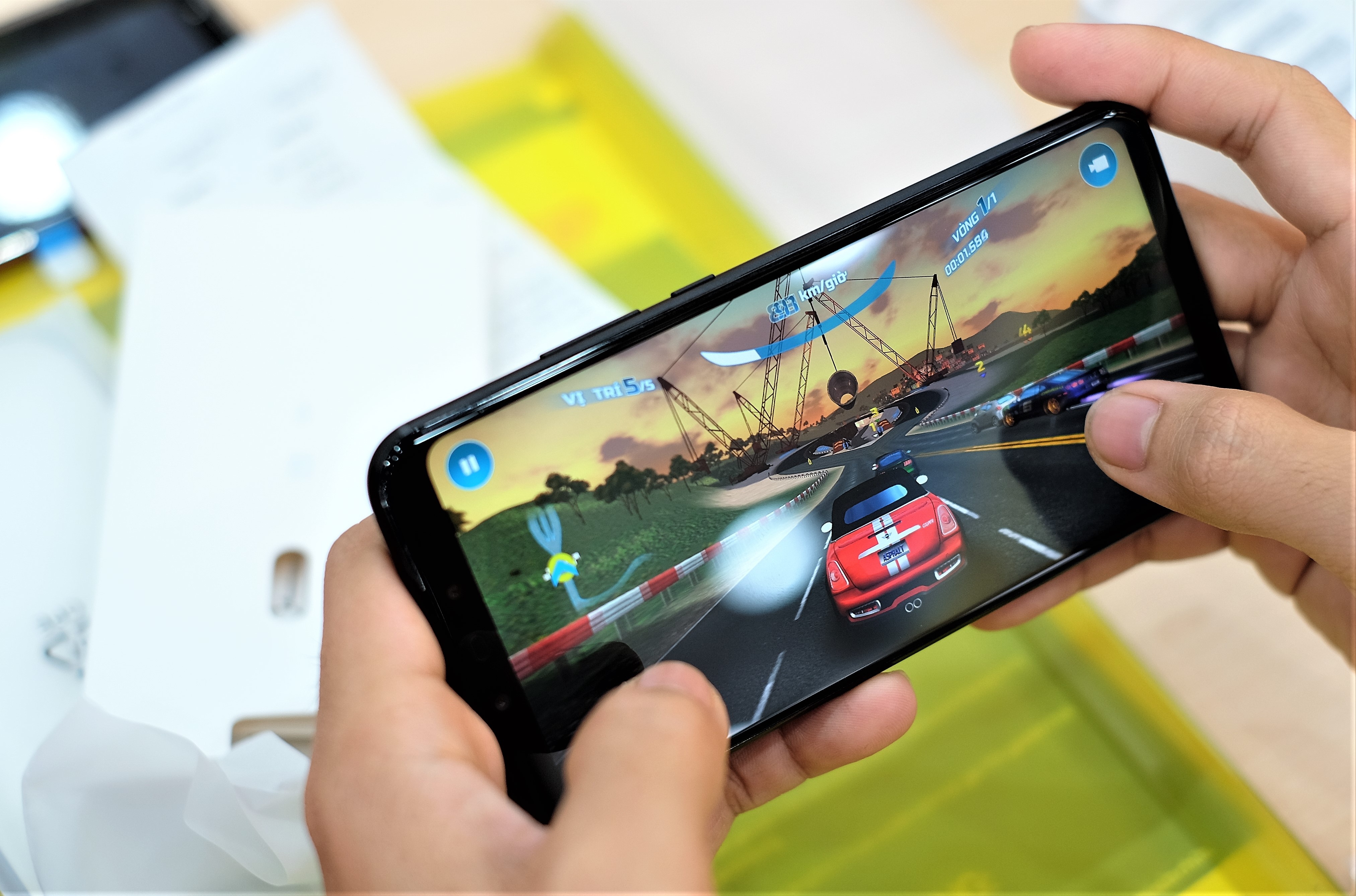 Huawei nova 3i chinh thuc mo ban anh 4