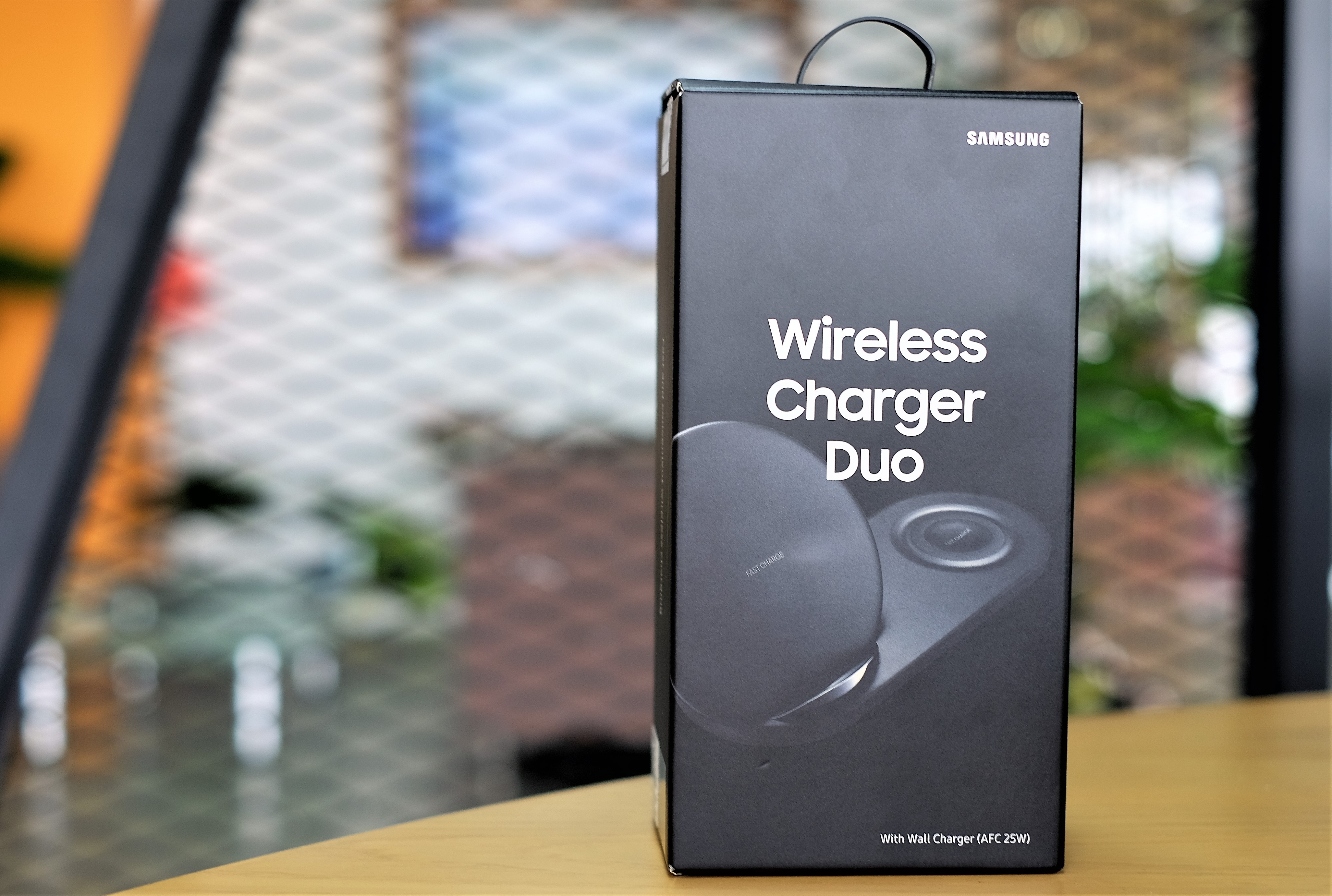 Trai nghiem Wireless Charger Duo anh 1