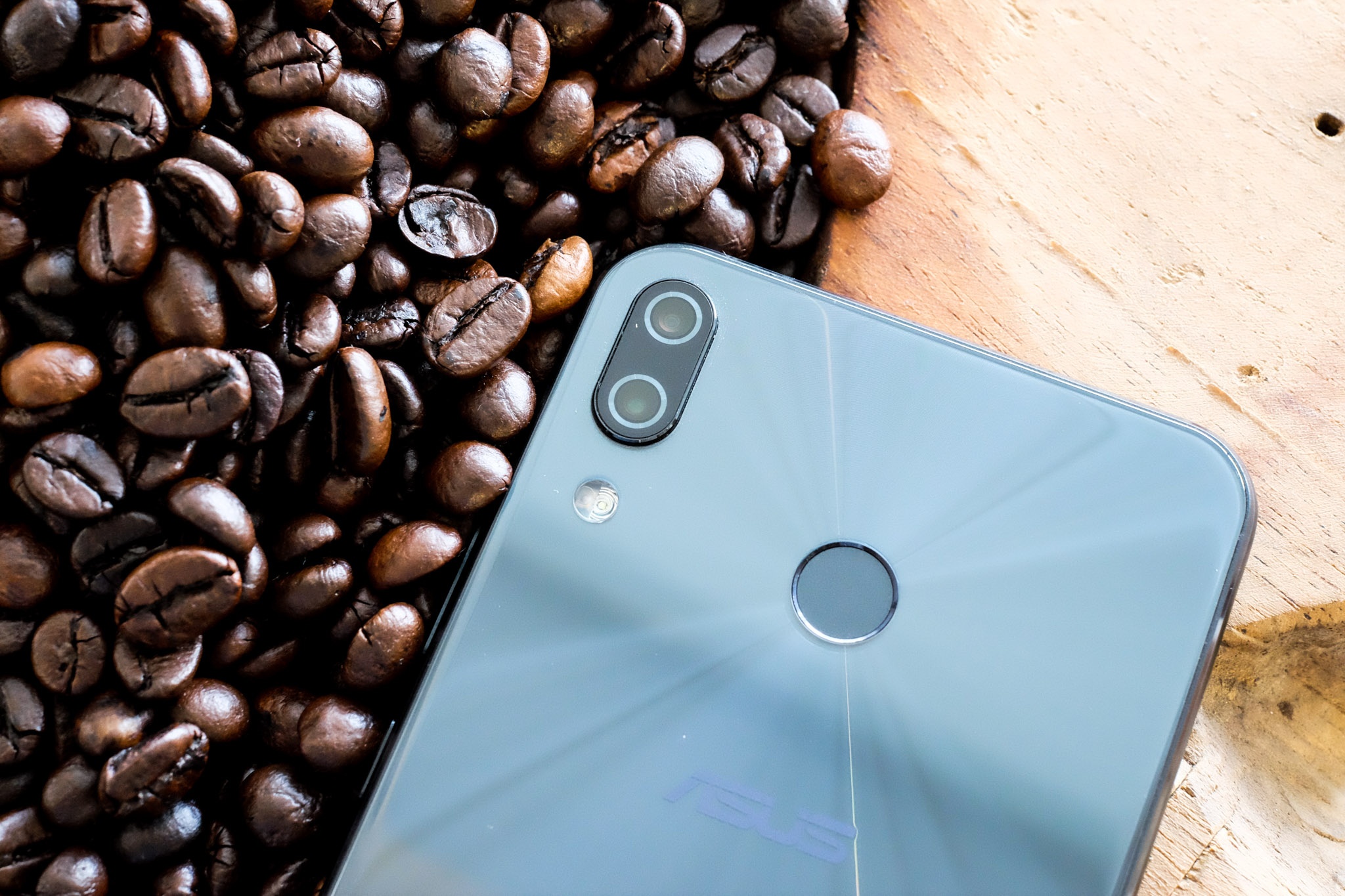 đánh giá chi tiết Asus Zenfone 5 ảnh 3 danh gia chi tiet Asus Zenfone 5 anh 3