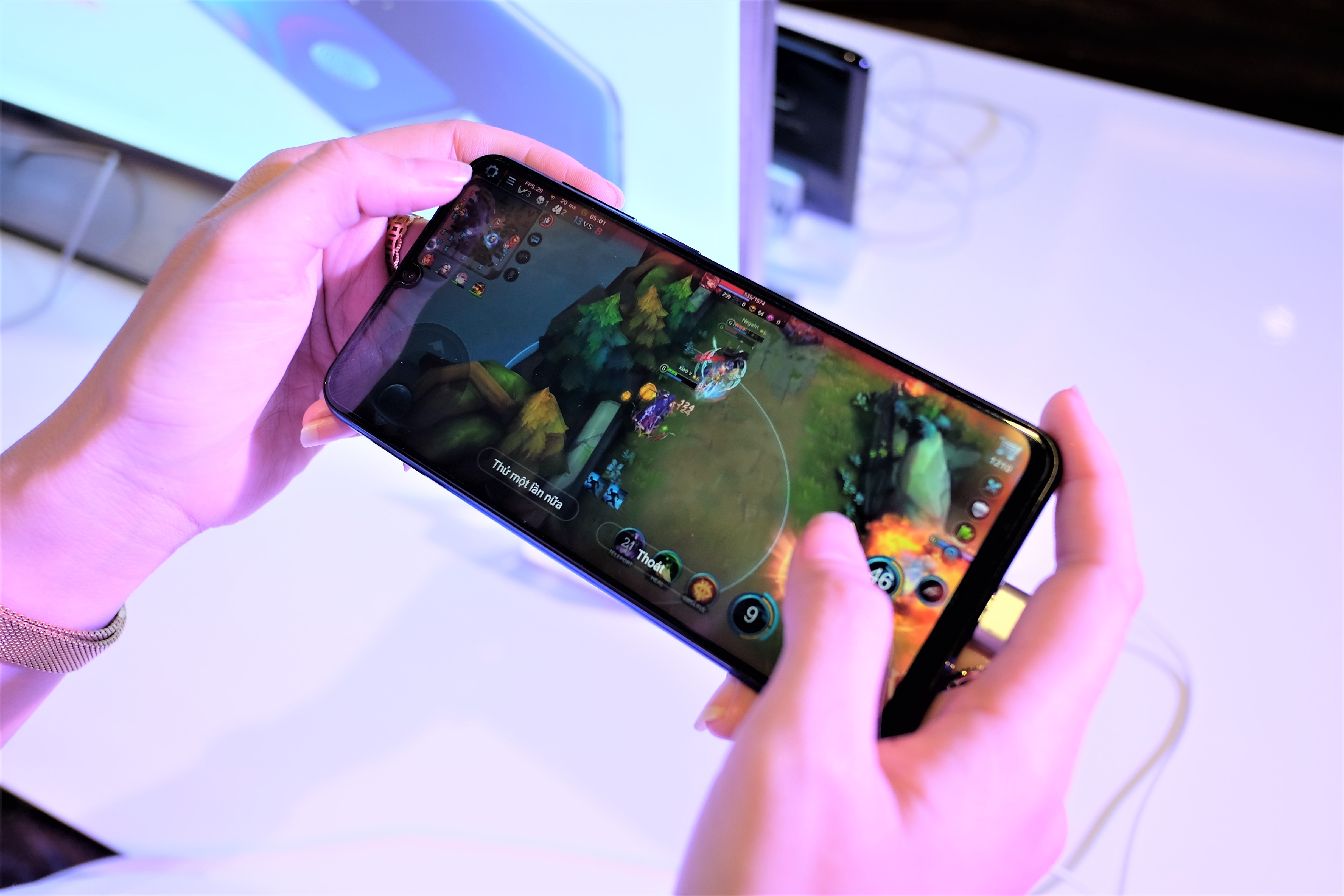 Vivo gioi thieu V11 va V11i tai VN anh 4