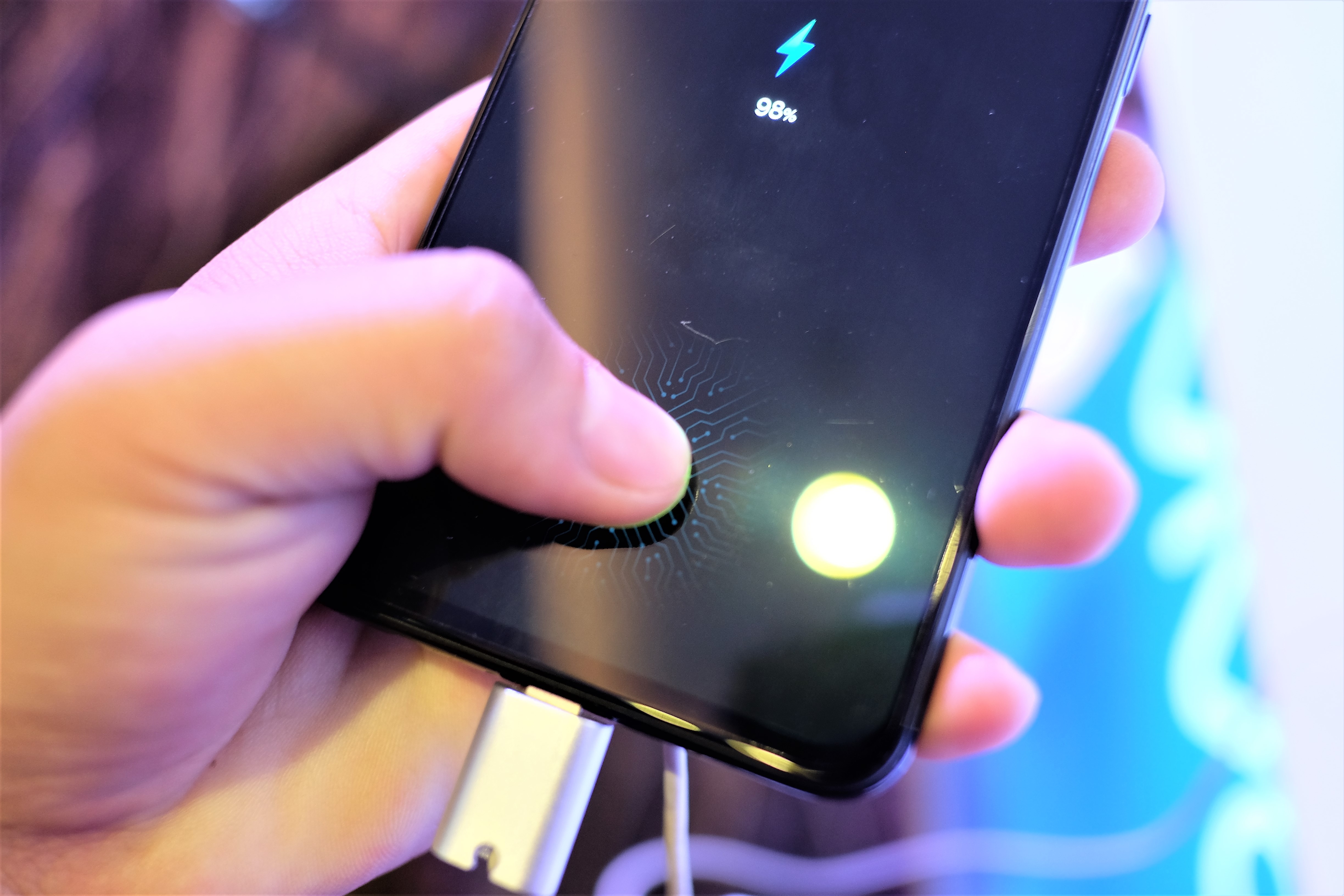 Vivo gioi thieu V11 va V11i tai VN anh 3