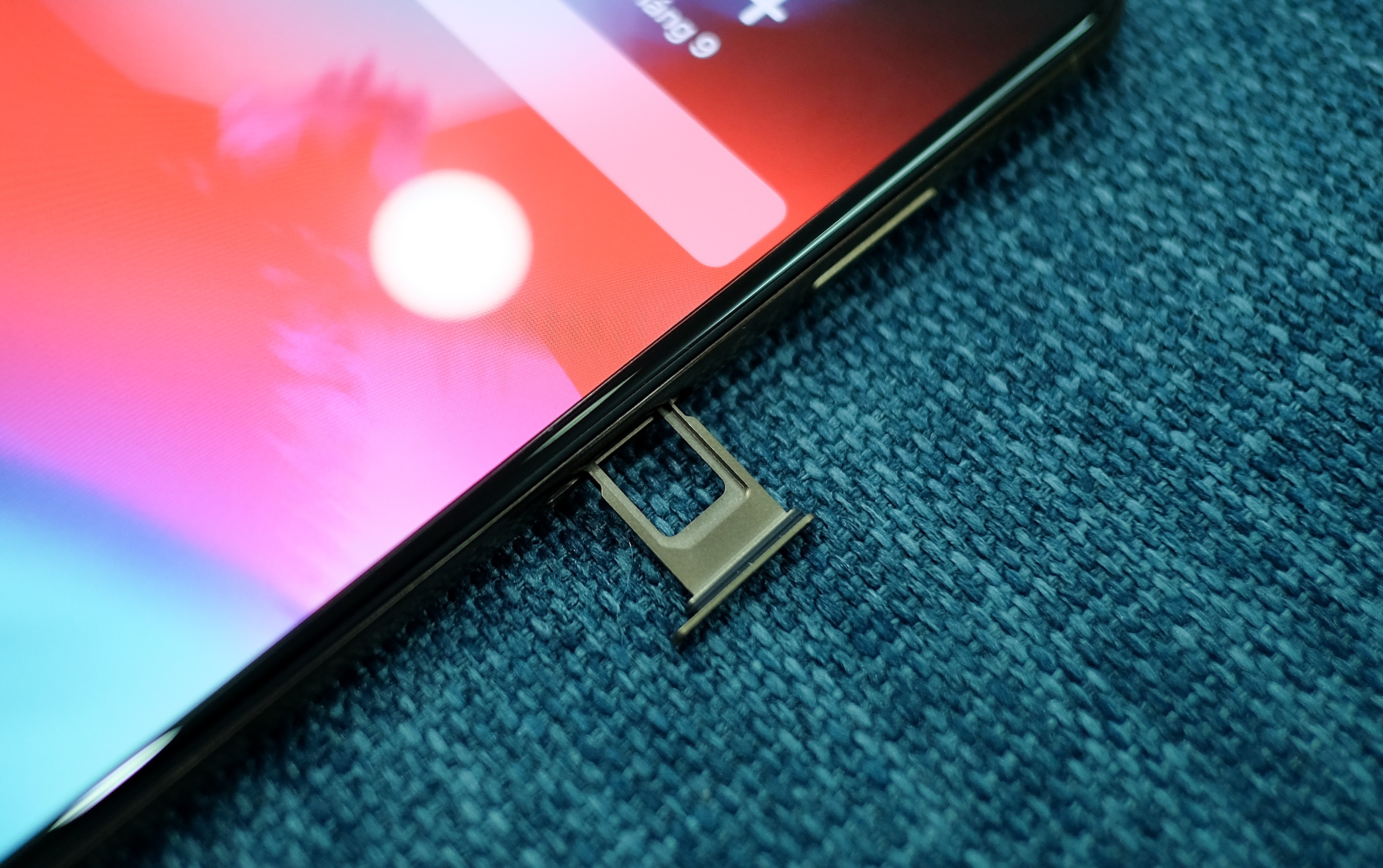 iPhone XS Max 2 SIM anh 1