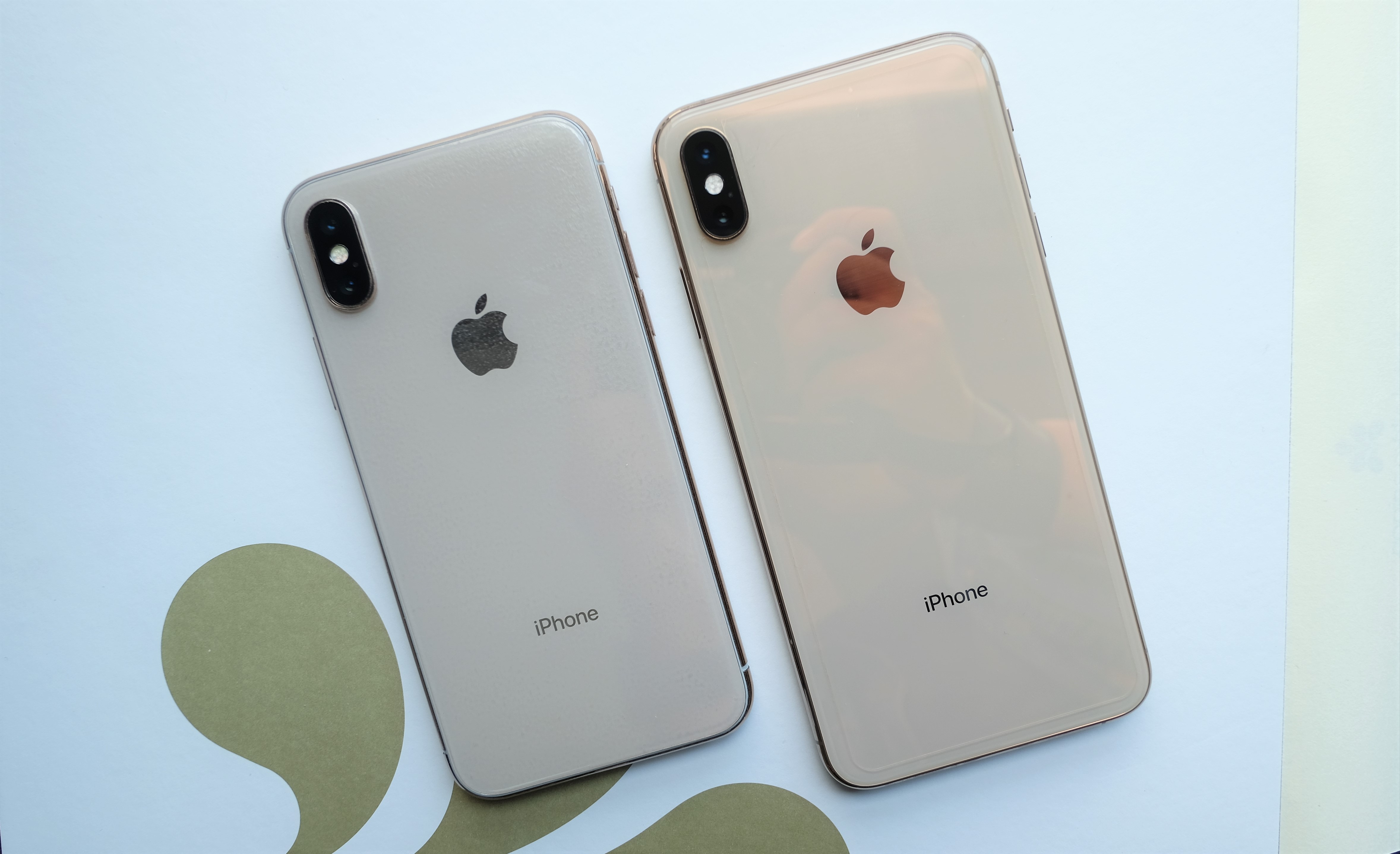 Bien iPhone X thanh XS gia 200.000 dong o VN hinh anh