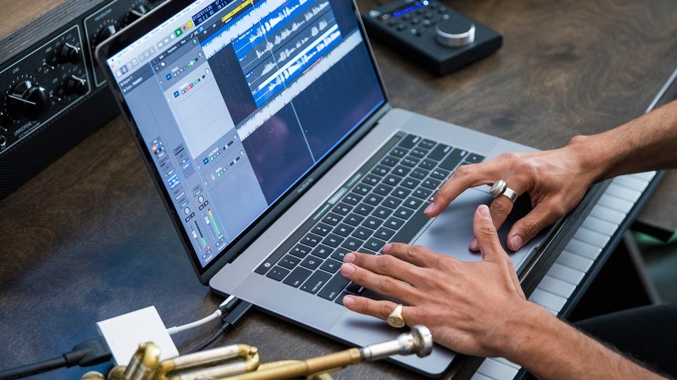 Loat laptop tot nhat de chinh sua video hinh anh