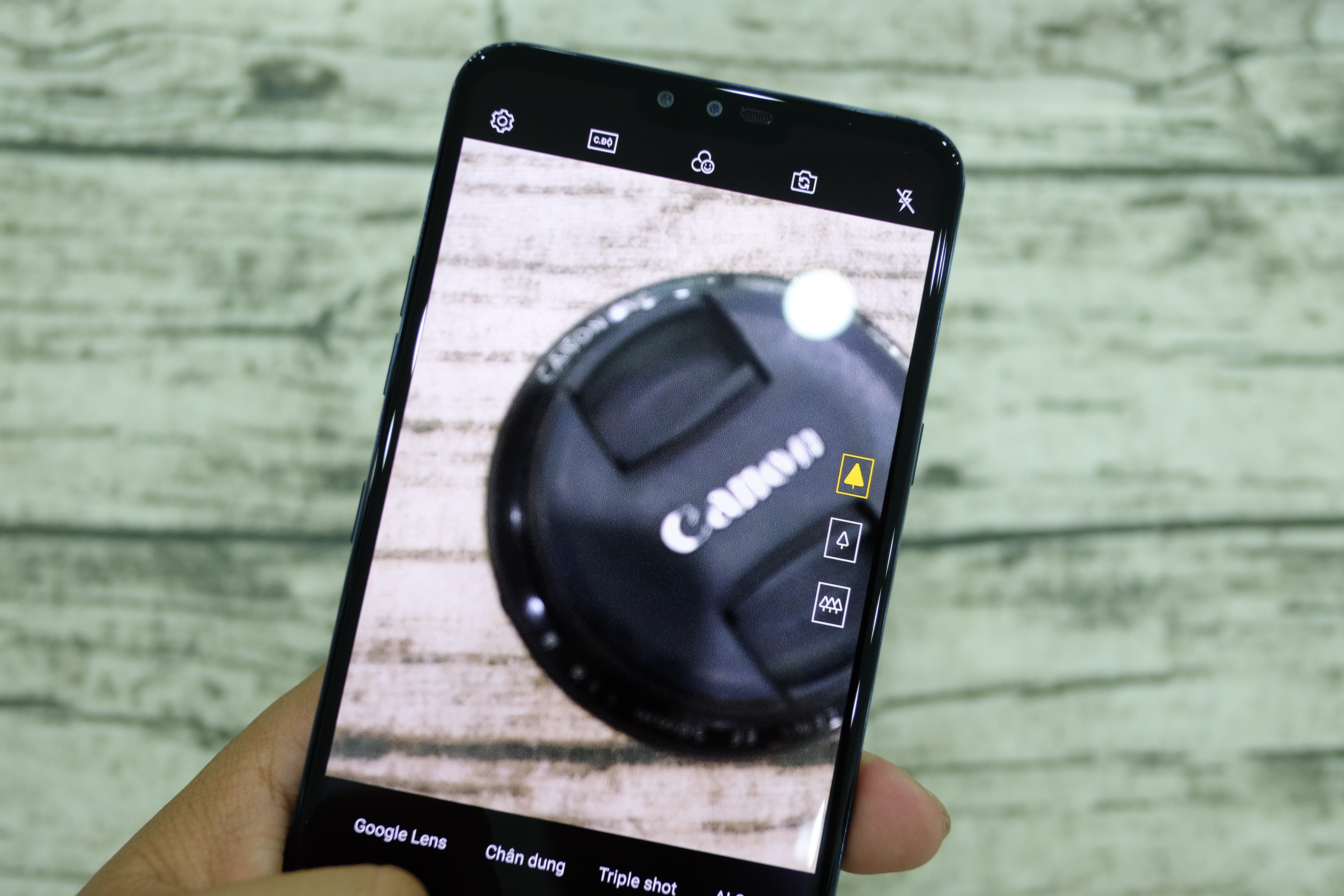 Trai nghiem LG V40 anh 4