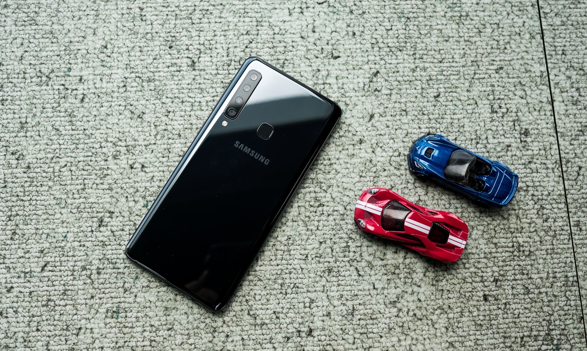 Chi tiet Galaxy A9 2018 4 camera sap ra mat o VN hinh anh