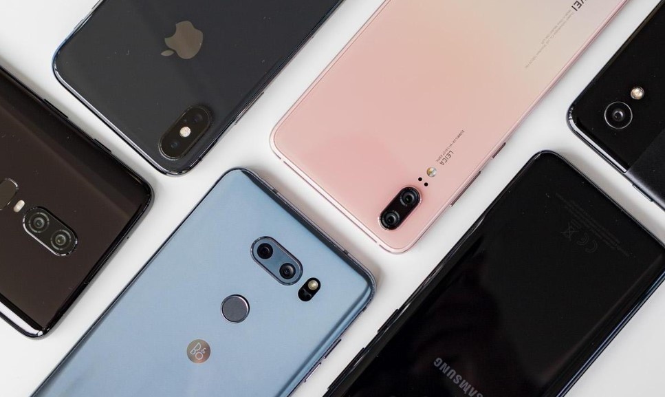 Loat smartphone tam trung dang chu y vua len ke hinh anh