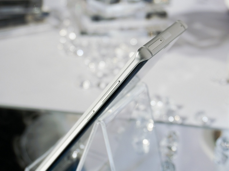 Galaxy Note9 mau trang ra mat anh 2