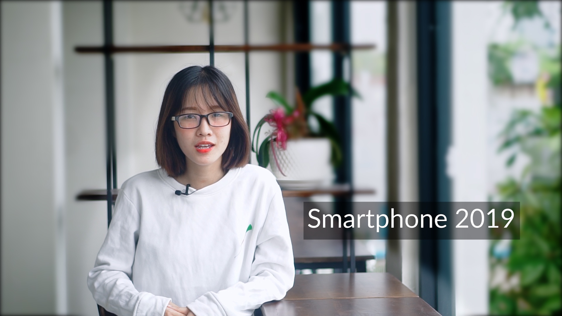 Vi sao ban khong nen mua smartphone moi luc nay? hinh anh