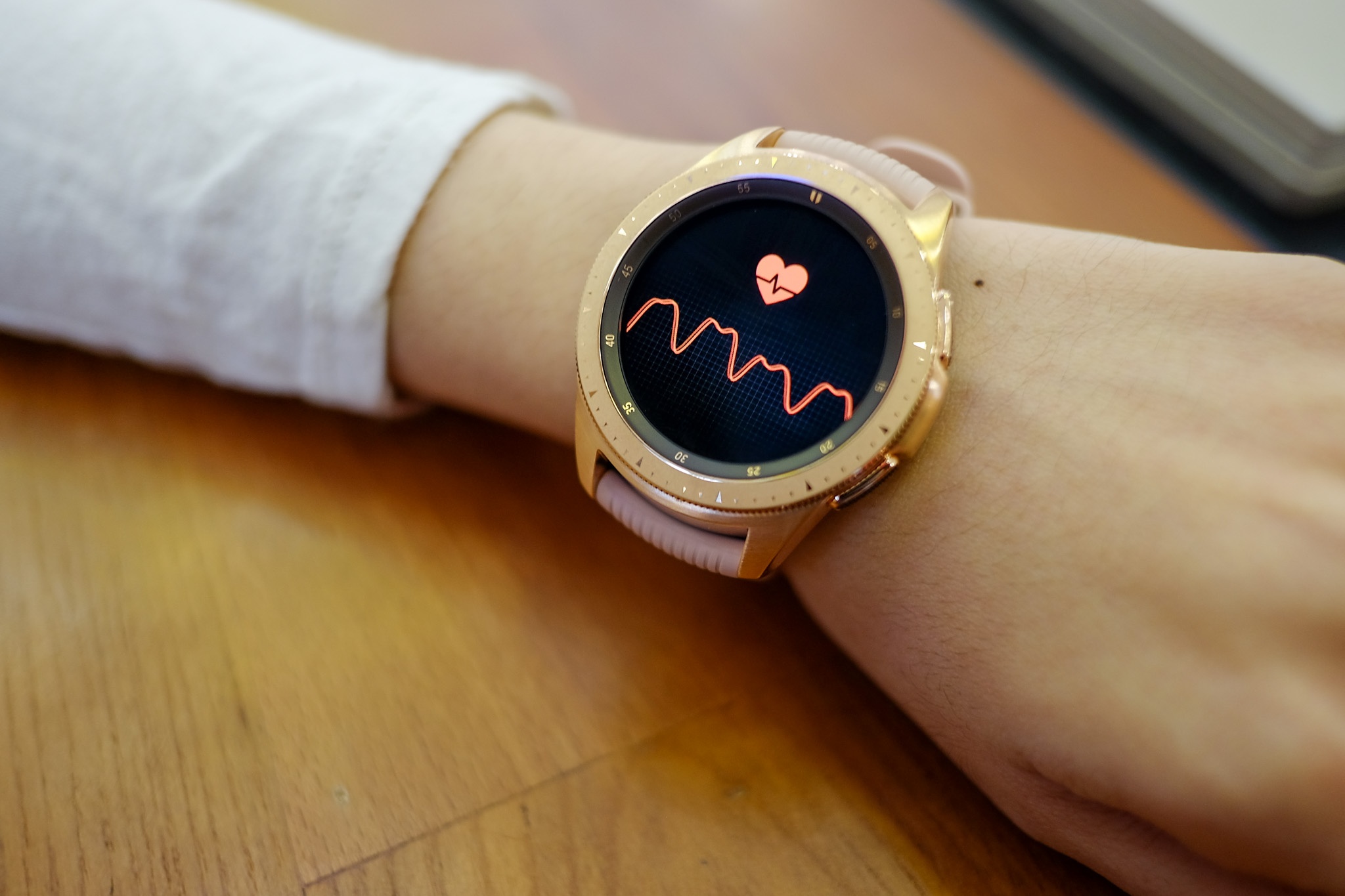 Đánh giá Galaxy Watch ảnh 5 Danh gia Galaxy Watch anh 5