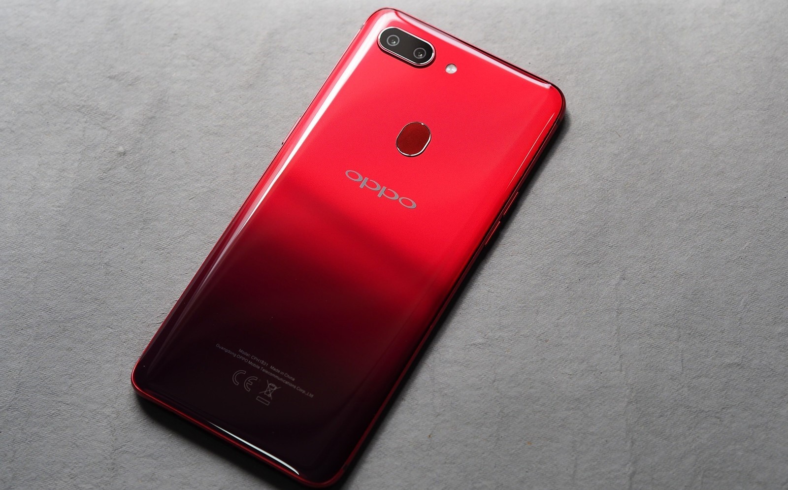 Oppo R15 Pro ra mat - chip Snapdragon 660, gia 370 USD hinh anh