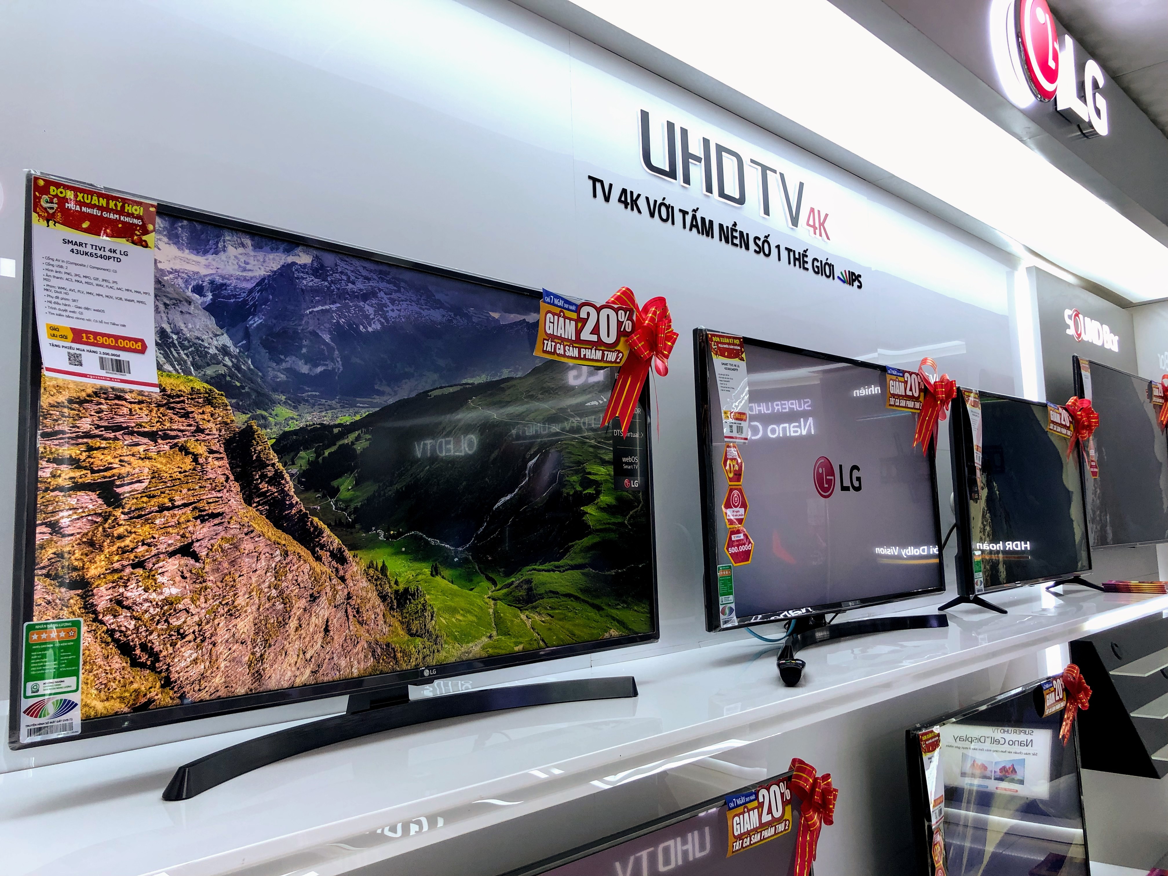 Thi truong TV Tet 2019 anh 1