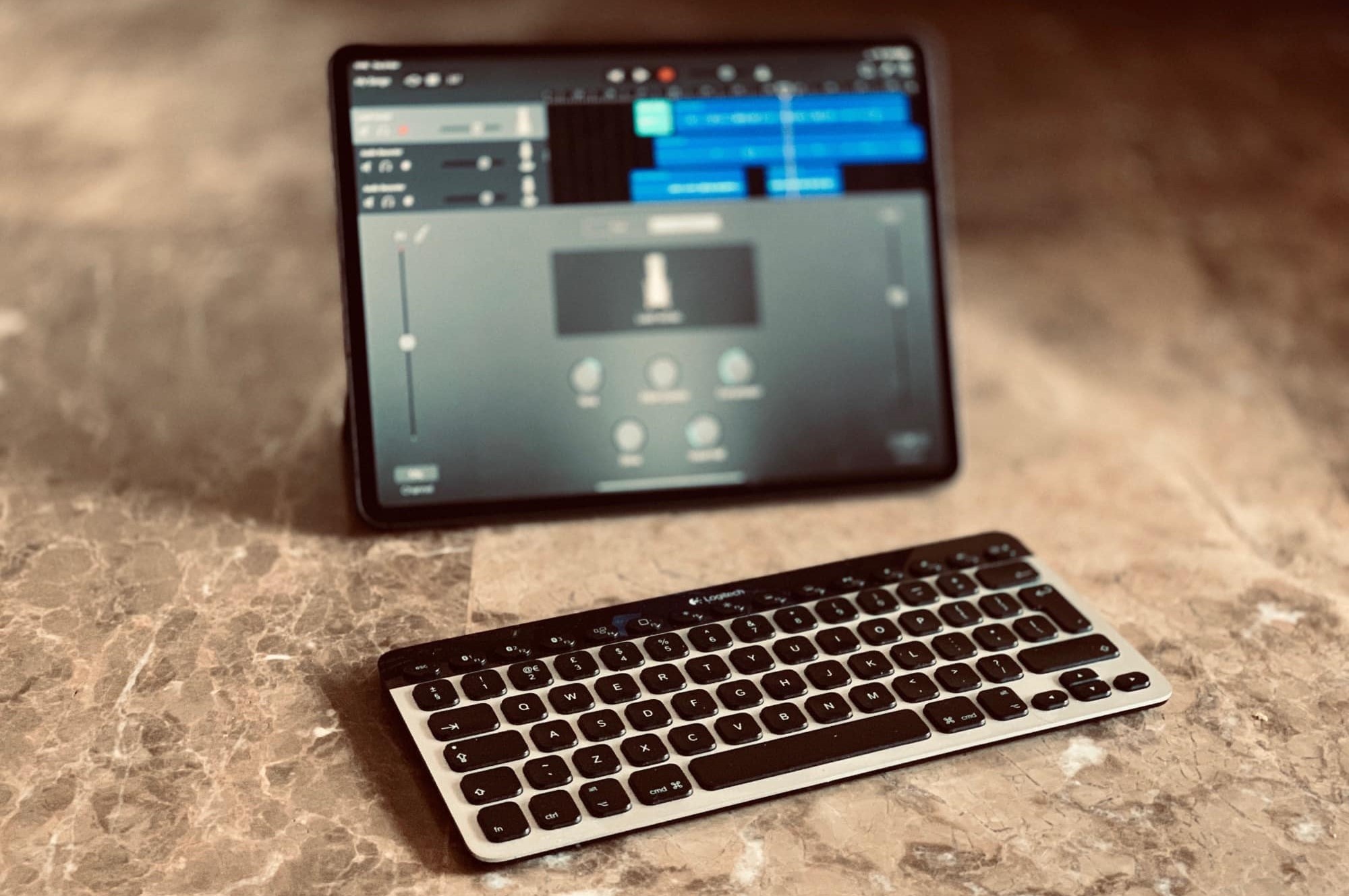 Ban phim Bluetooth nao phu hop cho iPad? hinh anh