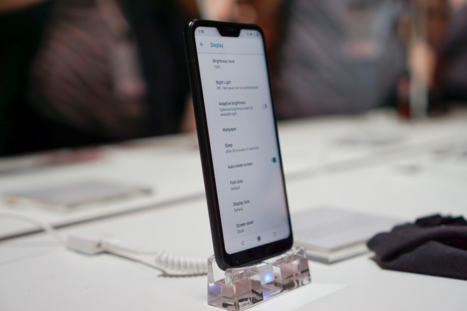 loat smartphone giam gia sau Tet anh 4