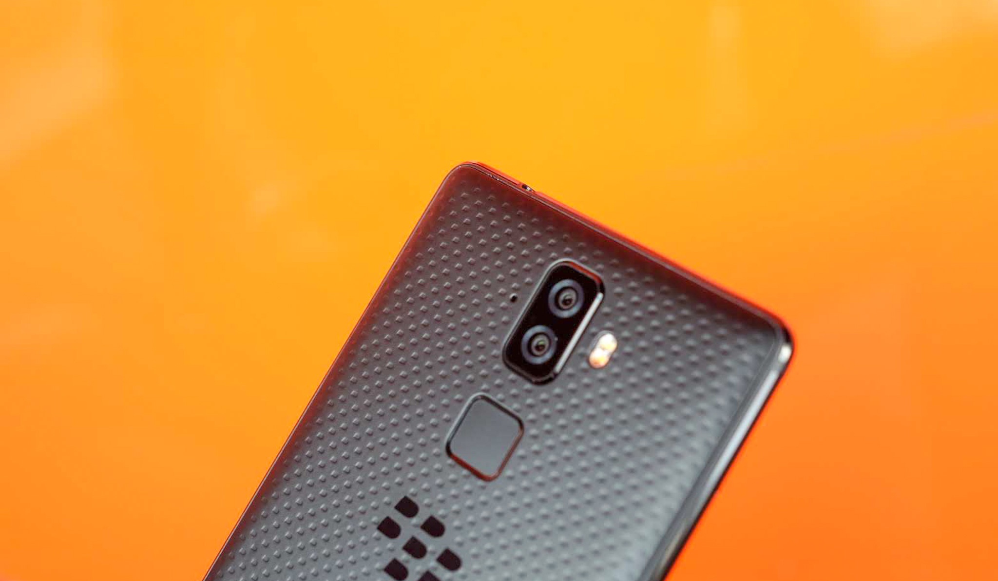 BlackBerry Evolve ve Viet Nam anh 9