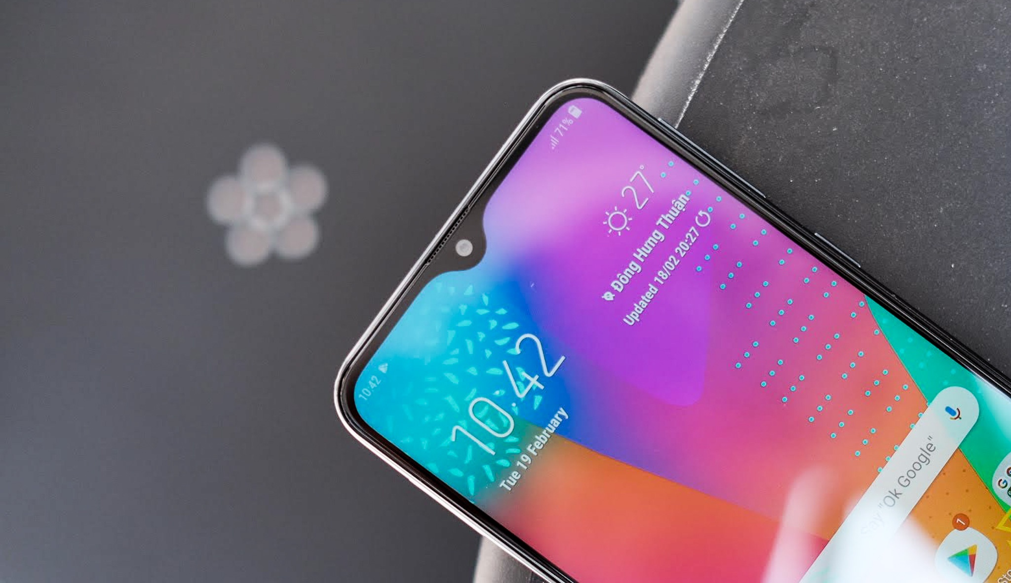 Trai nghiem Galaxy M20 anh 2