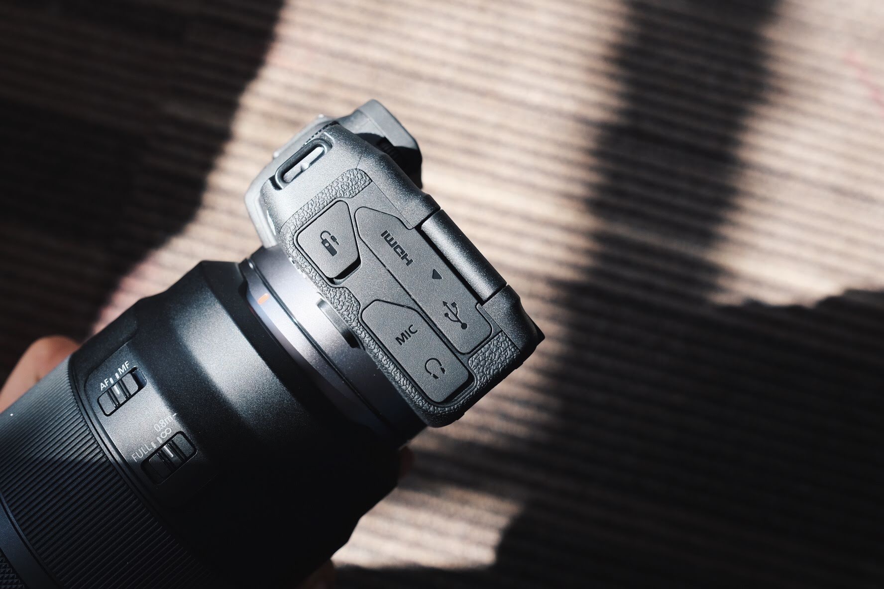 gia Canon EOS RP Viet Nam anh 9