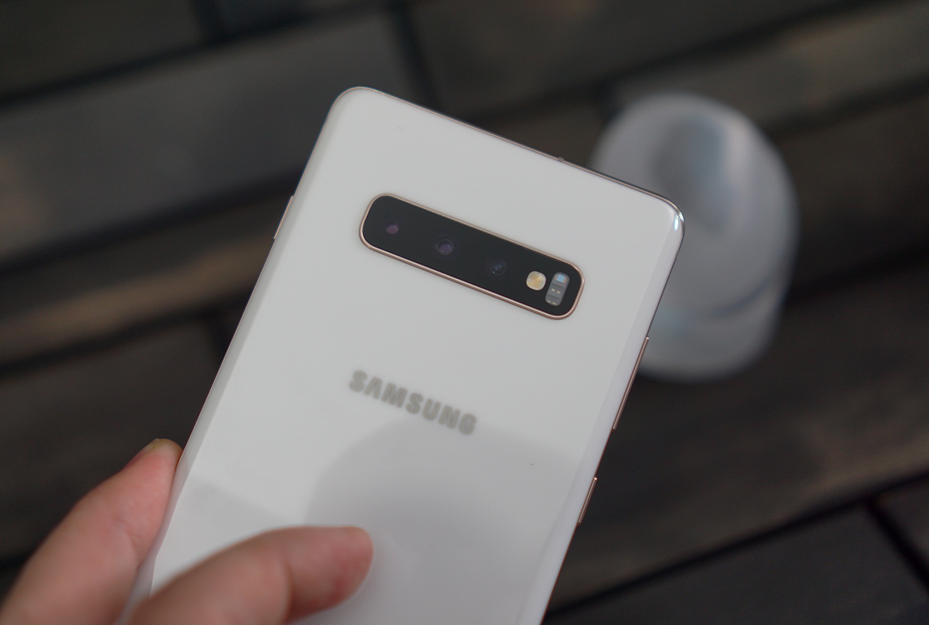 Có nên mua Galaxy S10 ảnh 4 Co nen mua Galaxy S10 anh 4